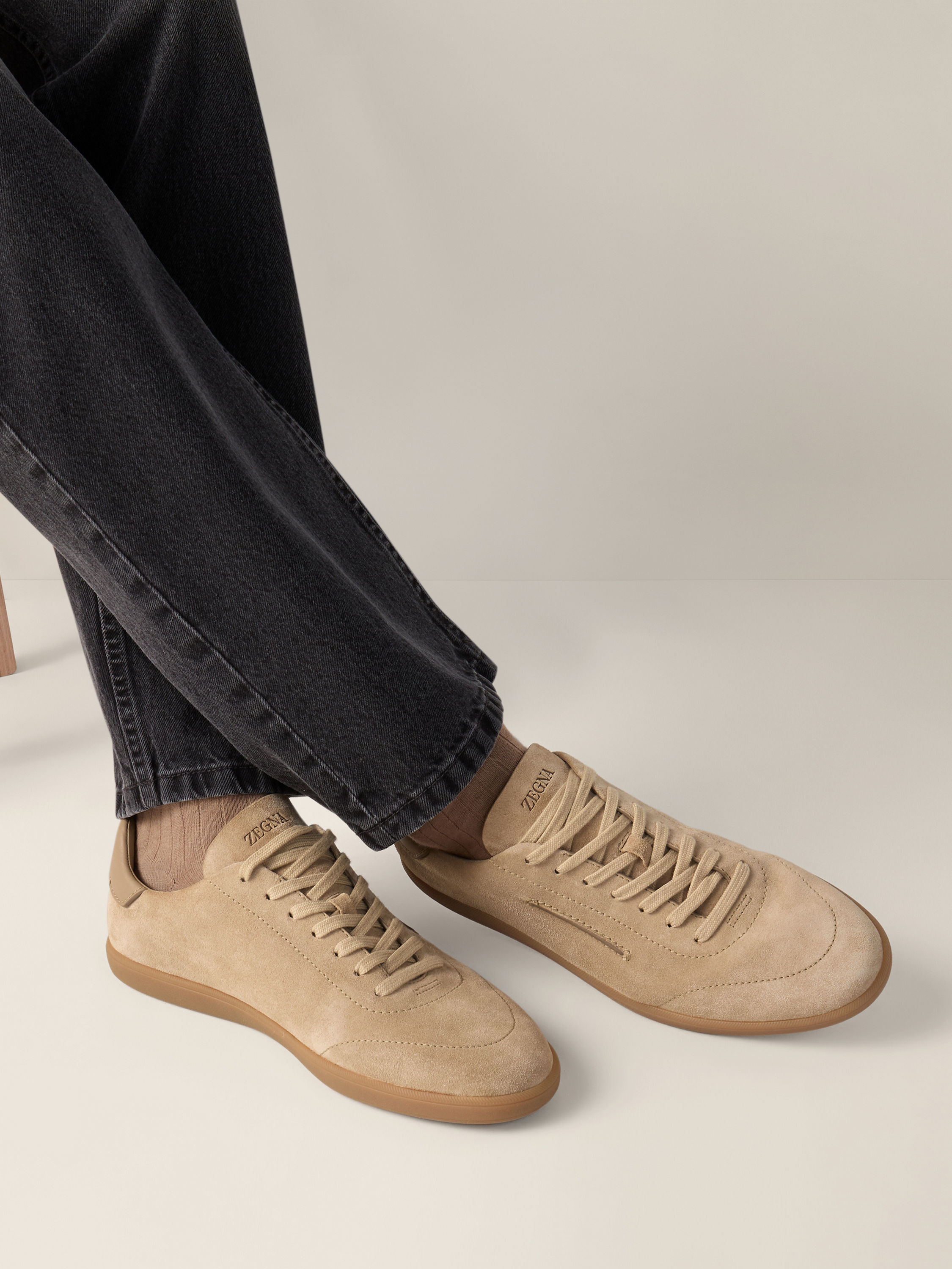 Beige 232 Suede Sneakers Product detail photo #1