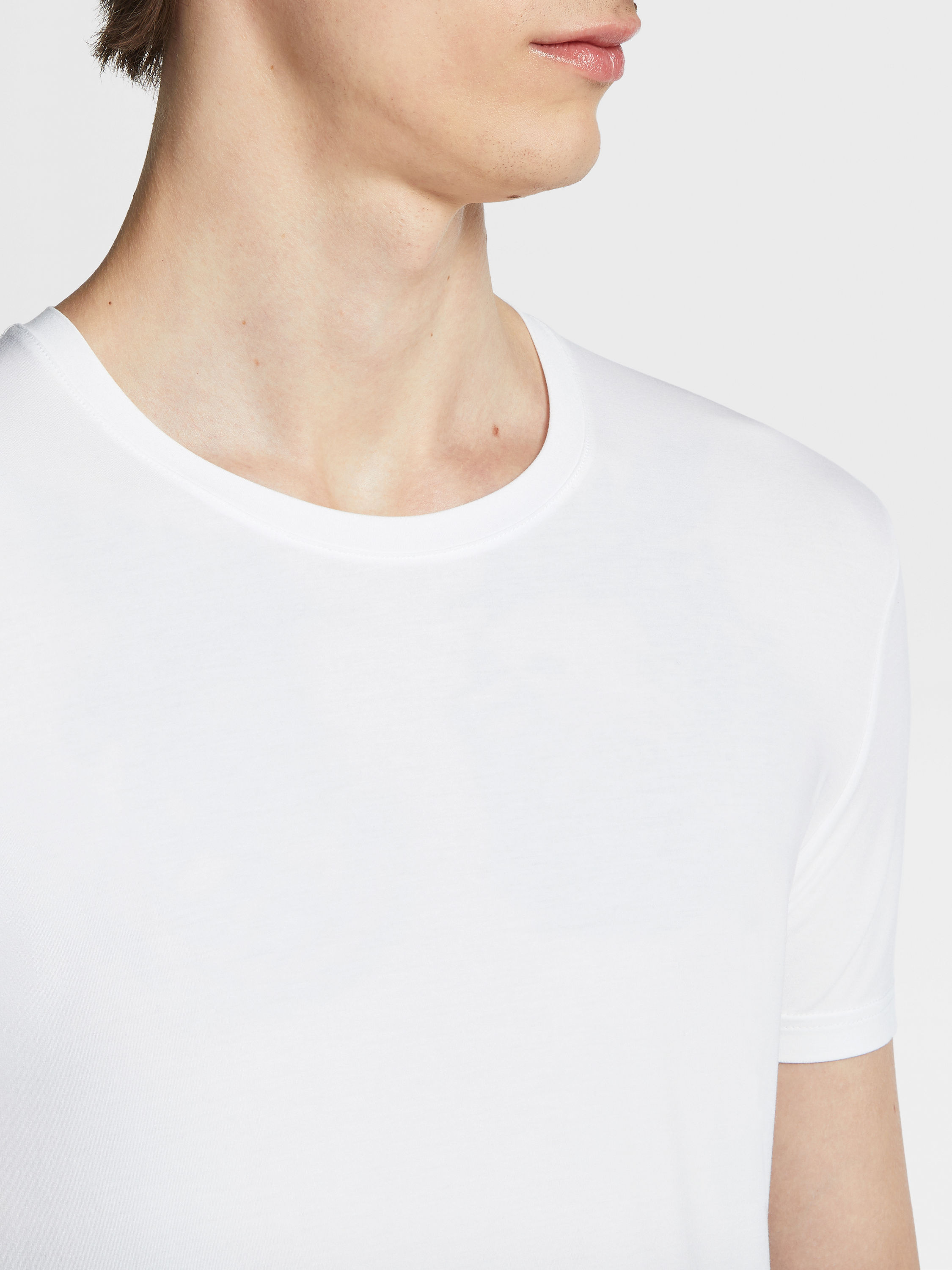 White Stretch Modal T-shirt Product detail photo #1