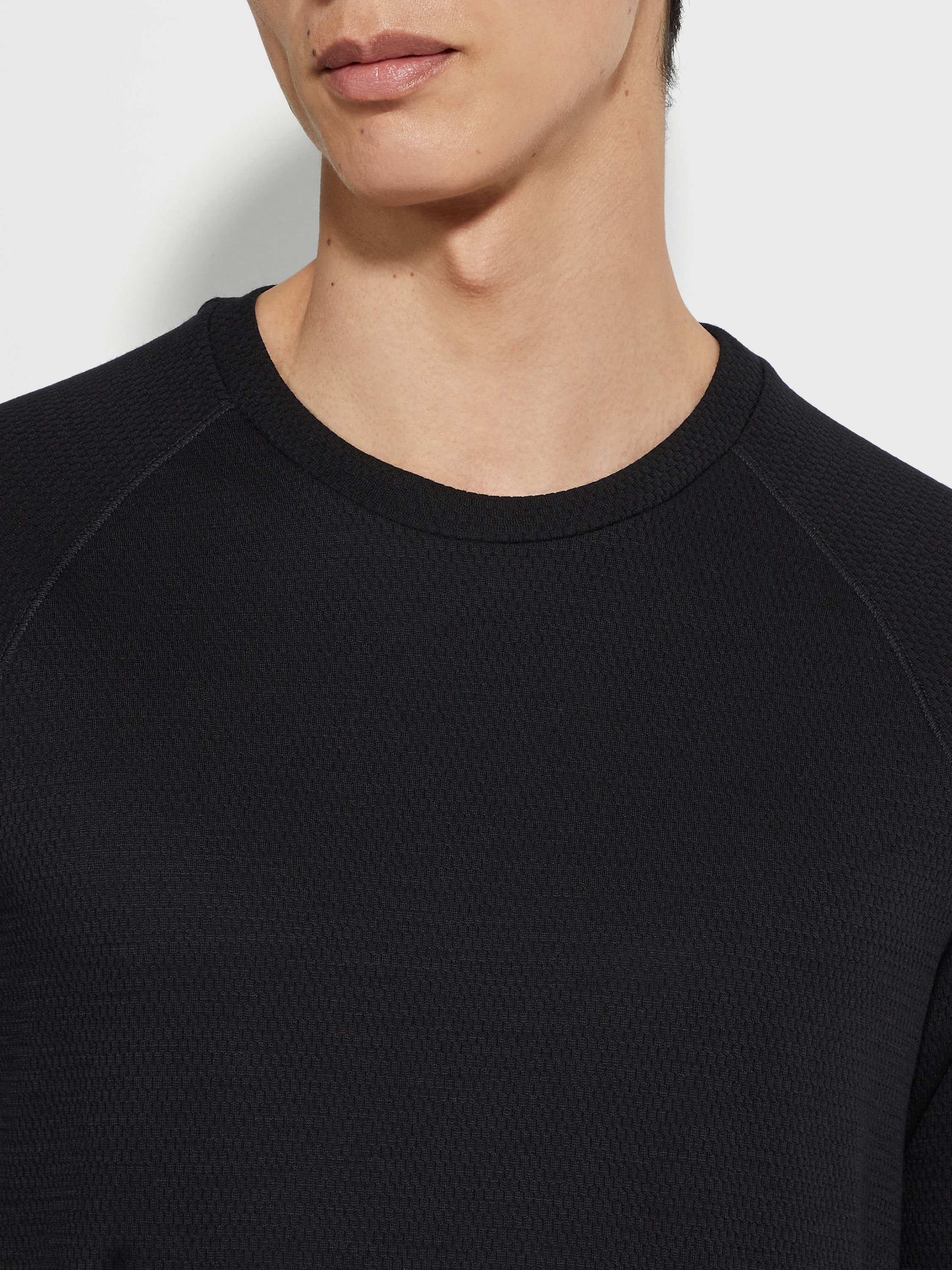 黑色羊毛 T 恤 產品細節圖 #1