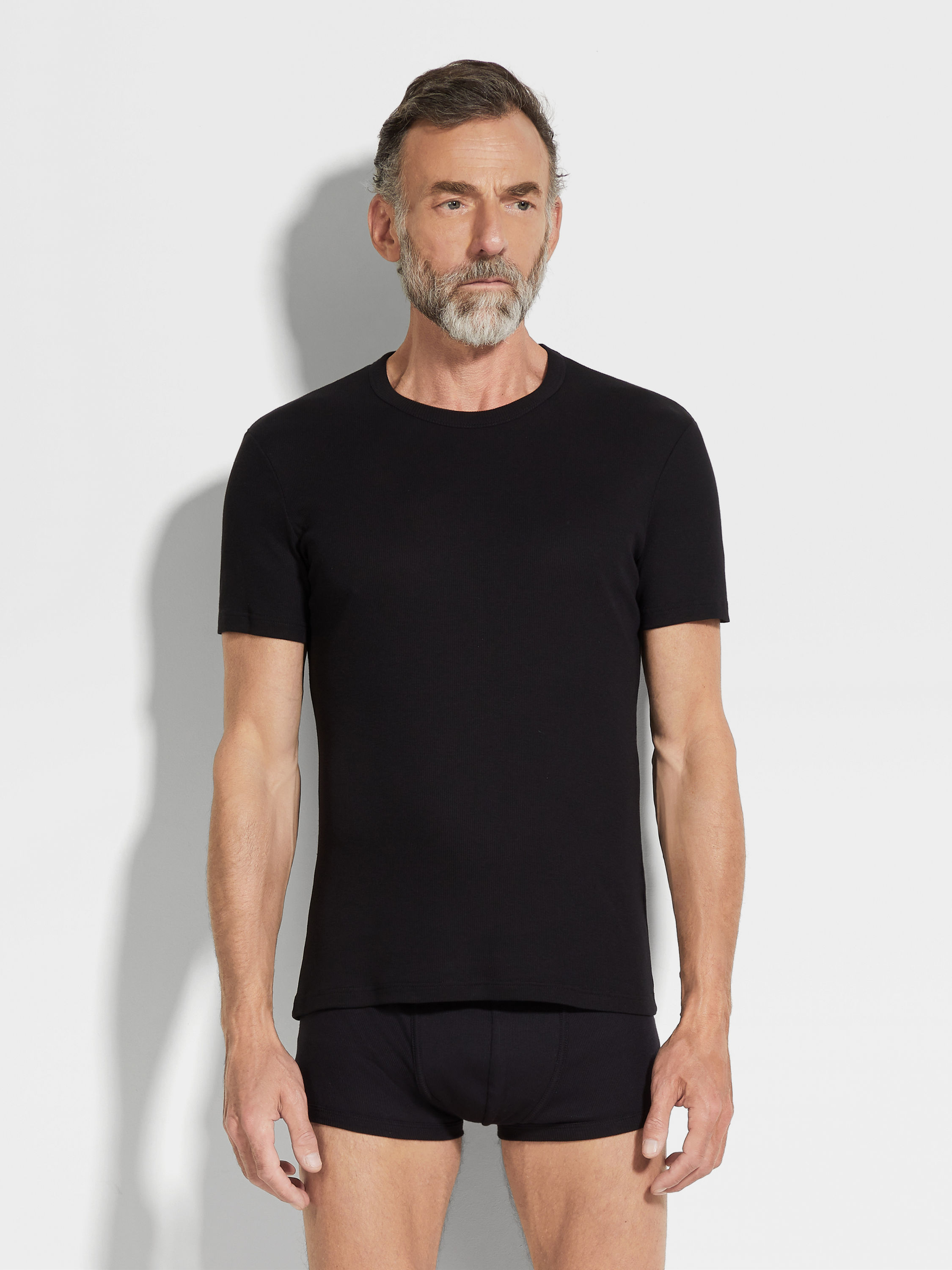 Black Cotton Blend T-shirt Product detail photo #2