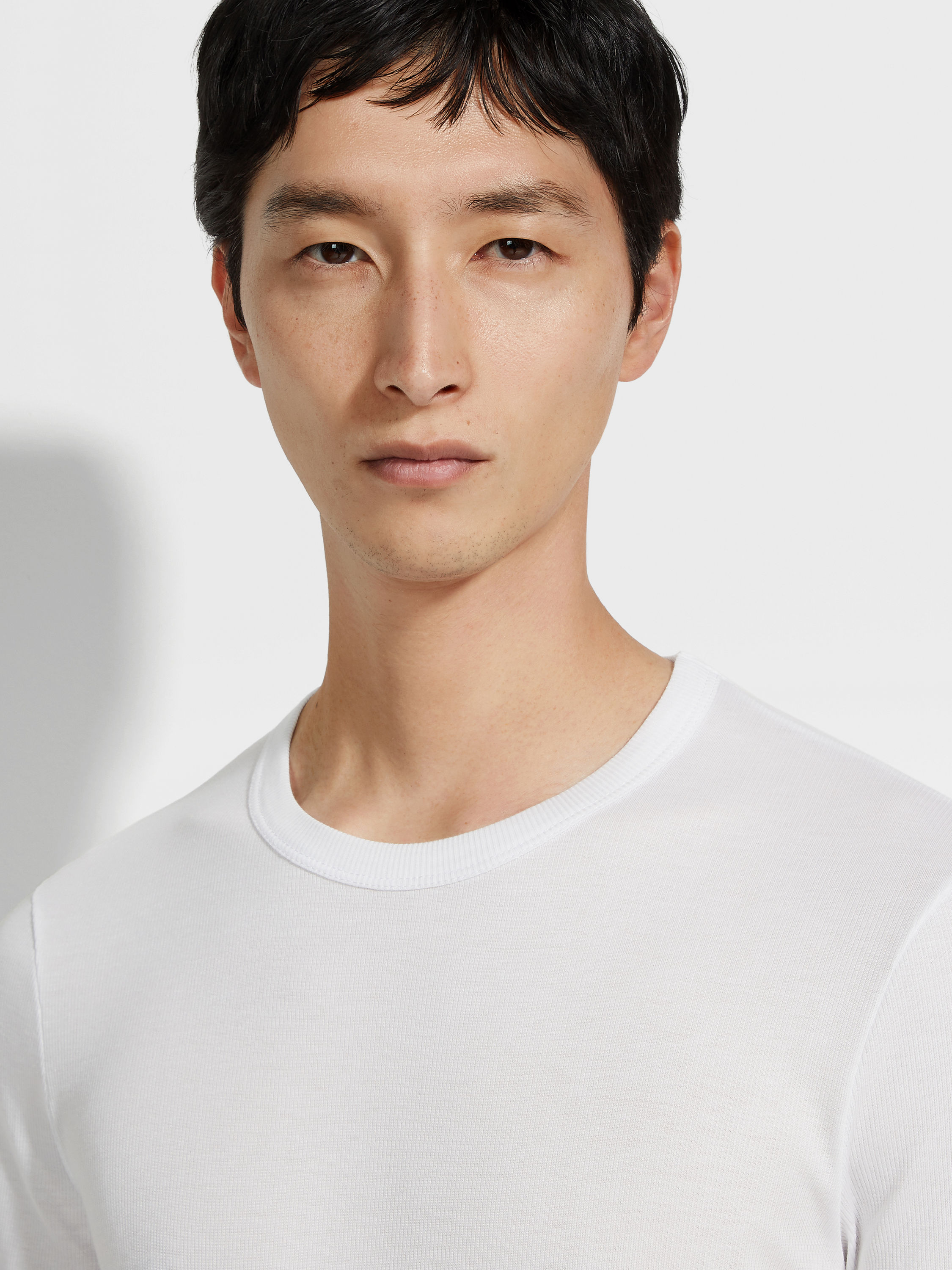 White Cotton Blend T-shirt Product detail photo #1