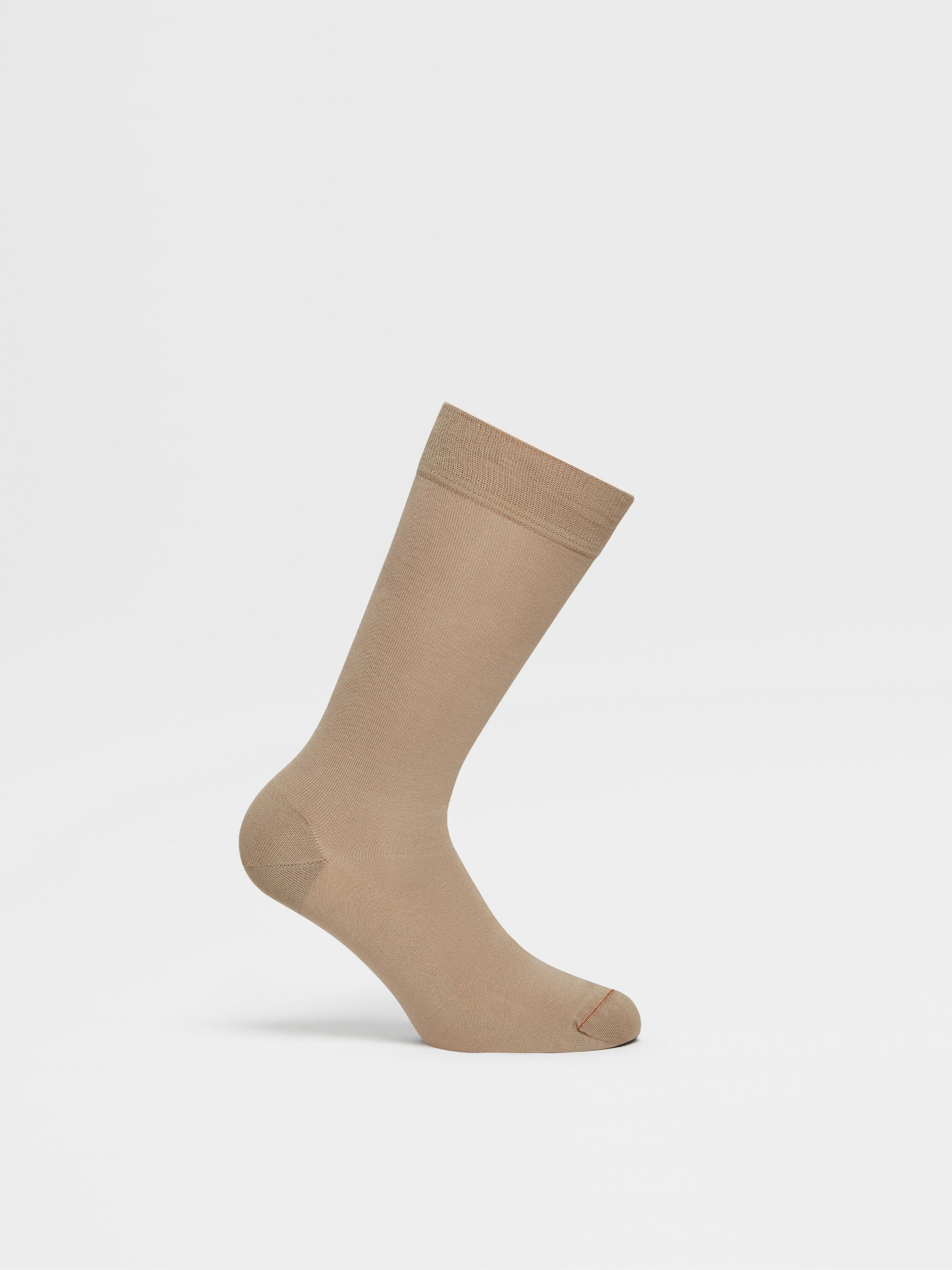 Light Taupe Cotton Blend Socks Product detail photo #2