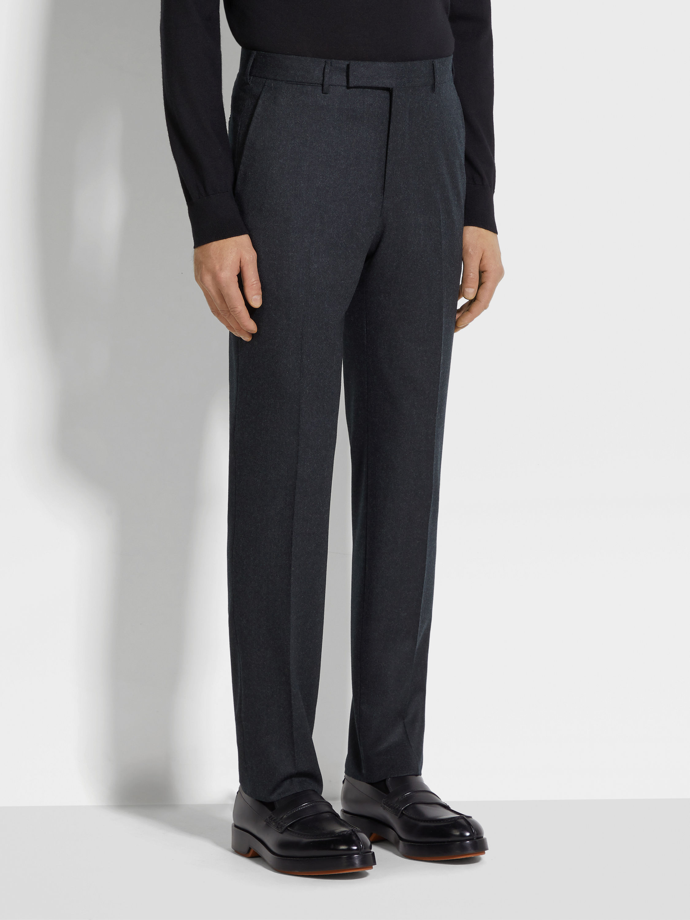 深灰色羊毛长裤 产品细节图 #3