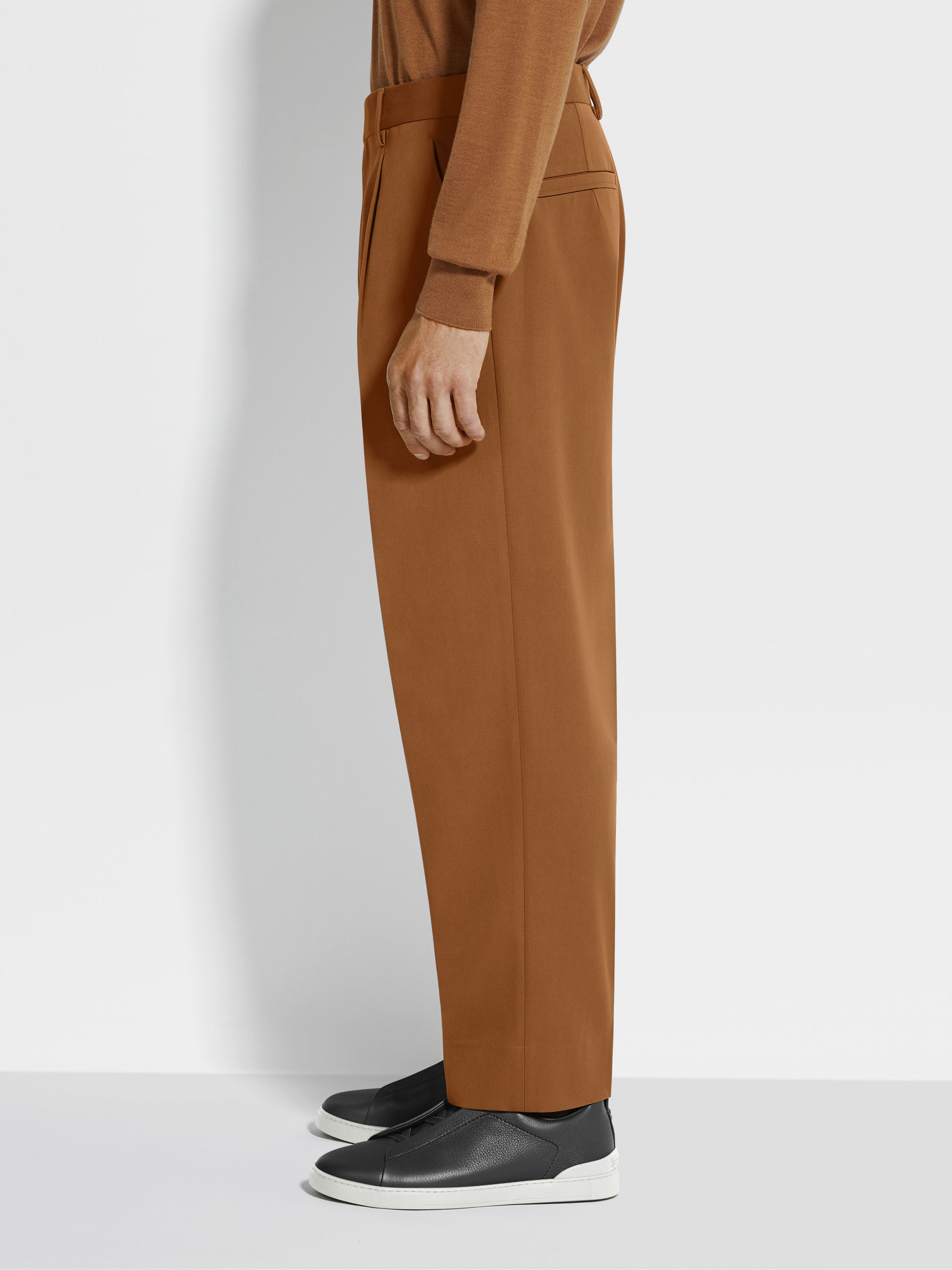 Dark Foliage Cotton and Wool Pants Product detail photo #3