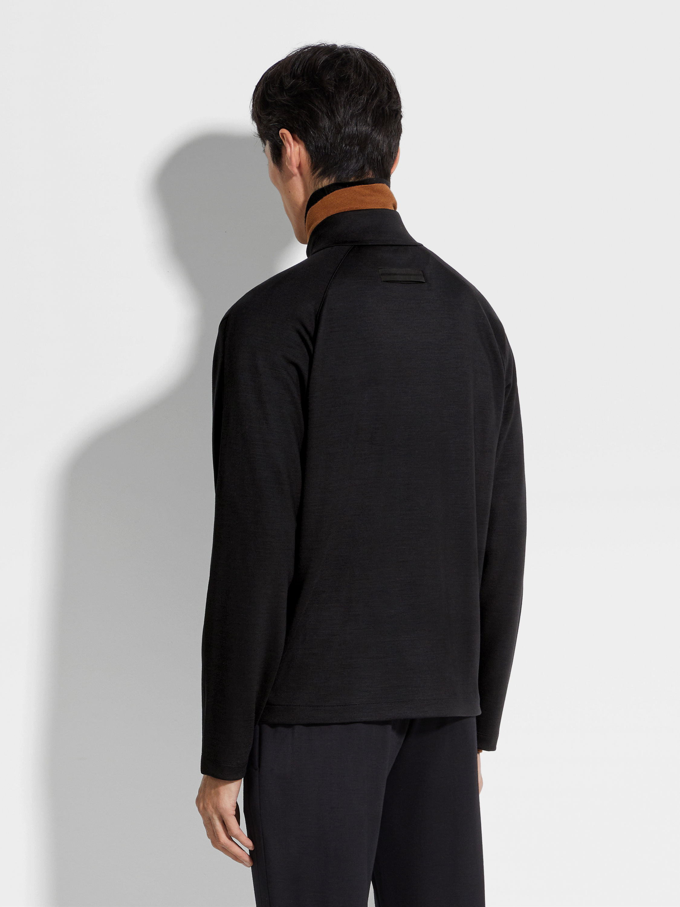 黑色 High Performance™ 羊毛全拉链运动衫 产品细节图 #4