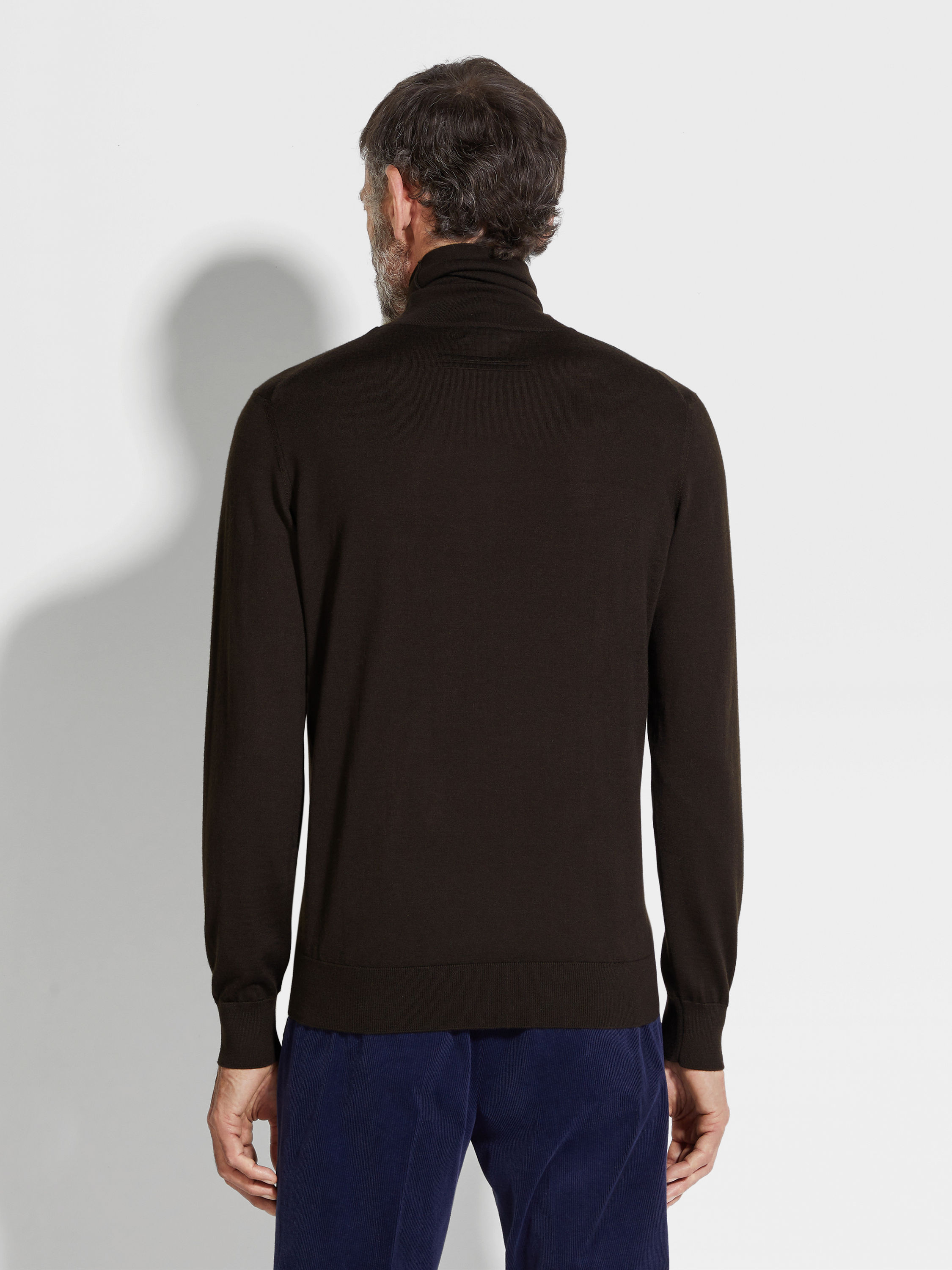 Dark Brown Cashseta Turtleneck Product detail photo #4