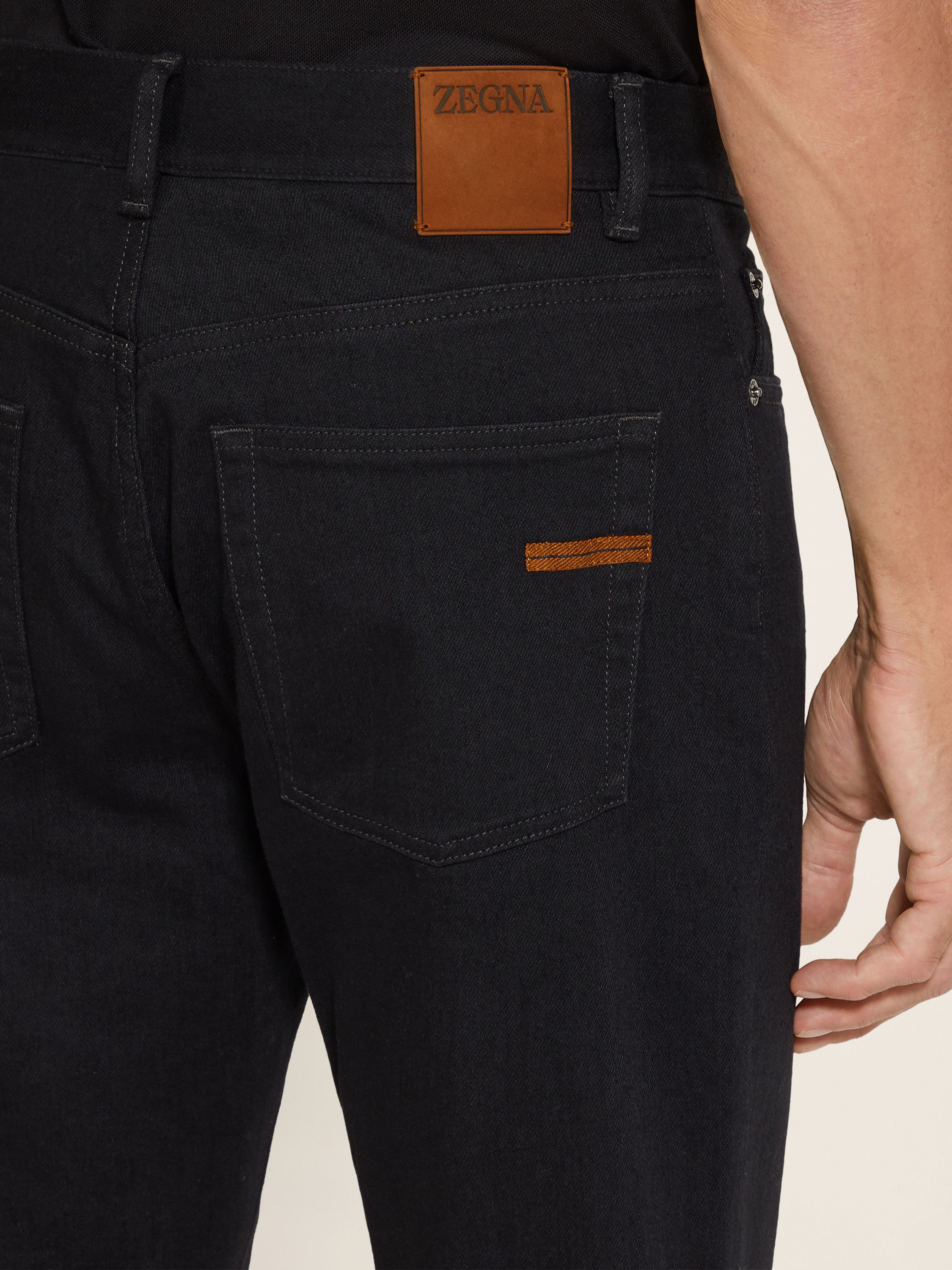 Black Rinse-washed Stretch Cotton Roccia Jeans  Product detail photo #1
