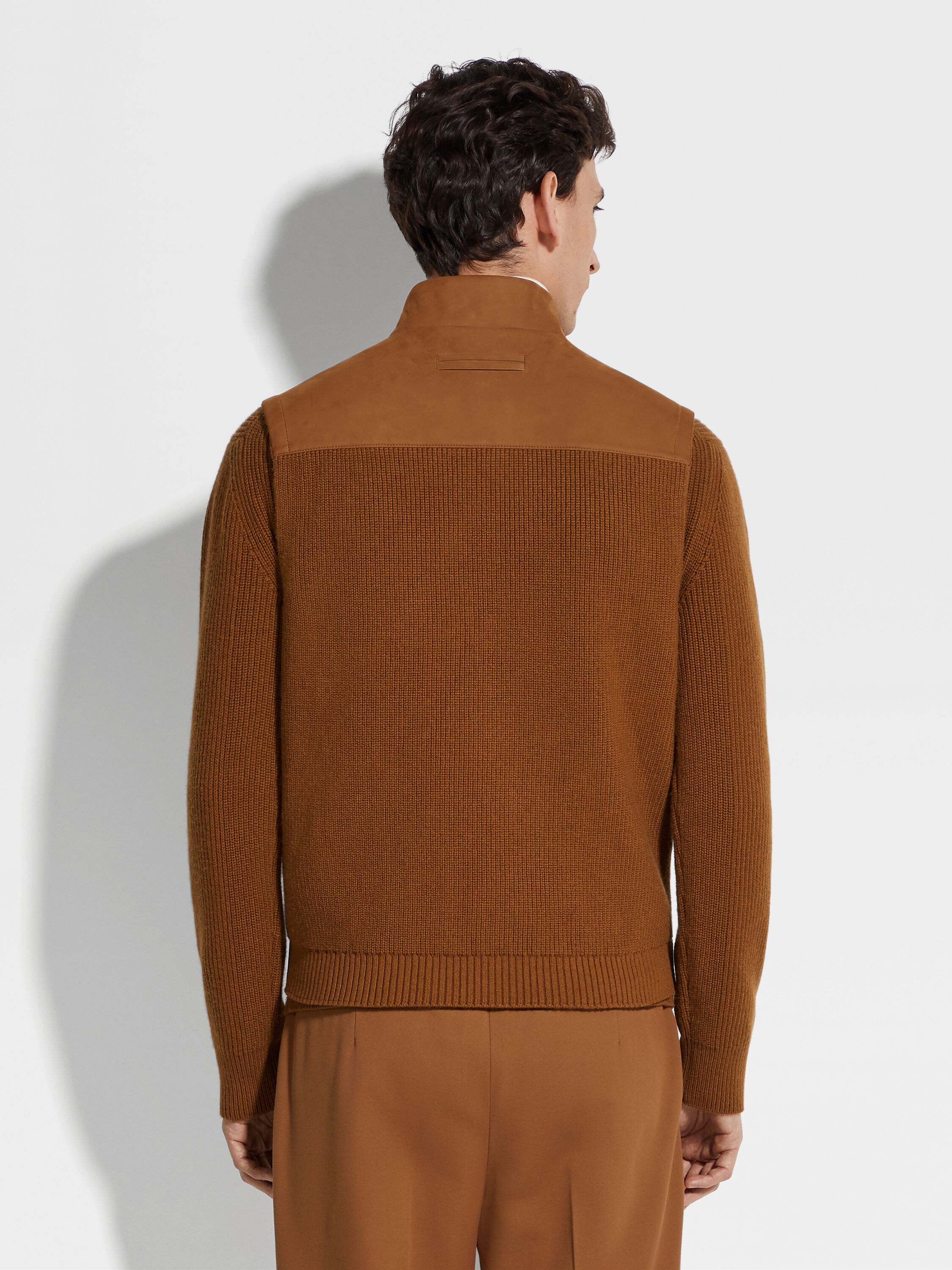 Leather Vest Product detail photo #4