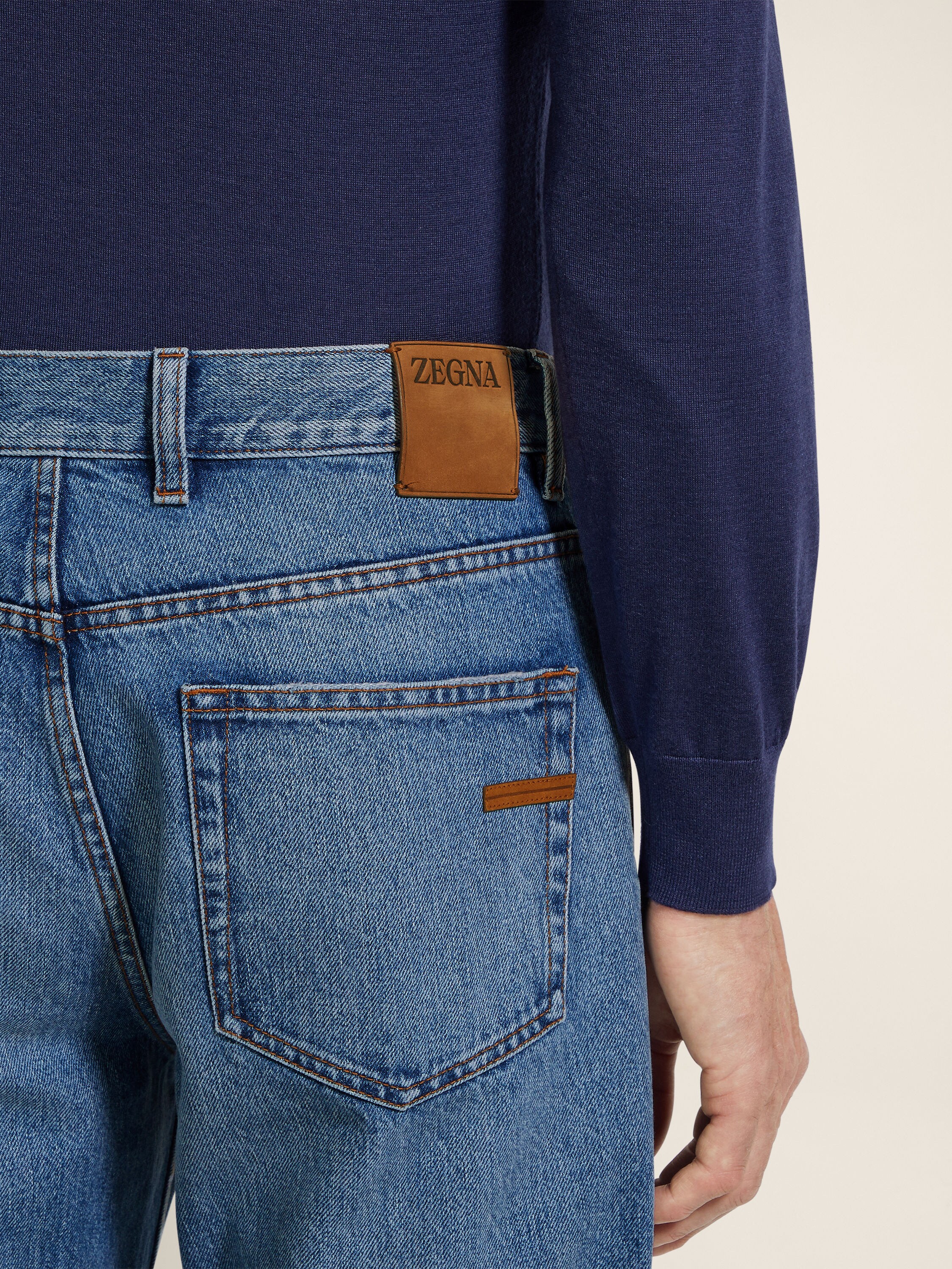 Blue Stone-washed Cotton Roccia Jeans Product detail photo #1