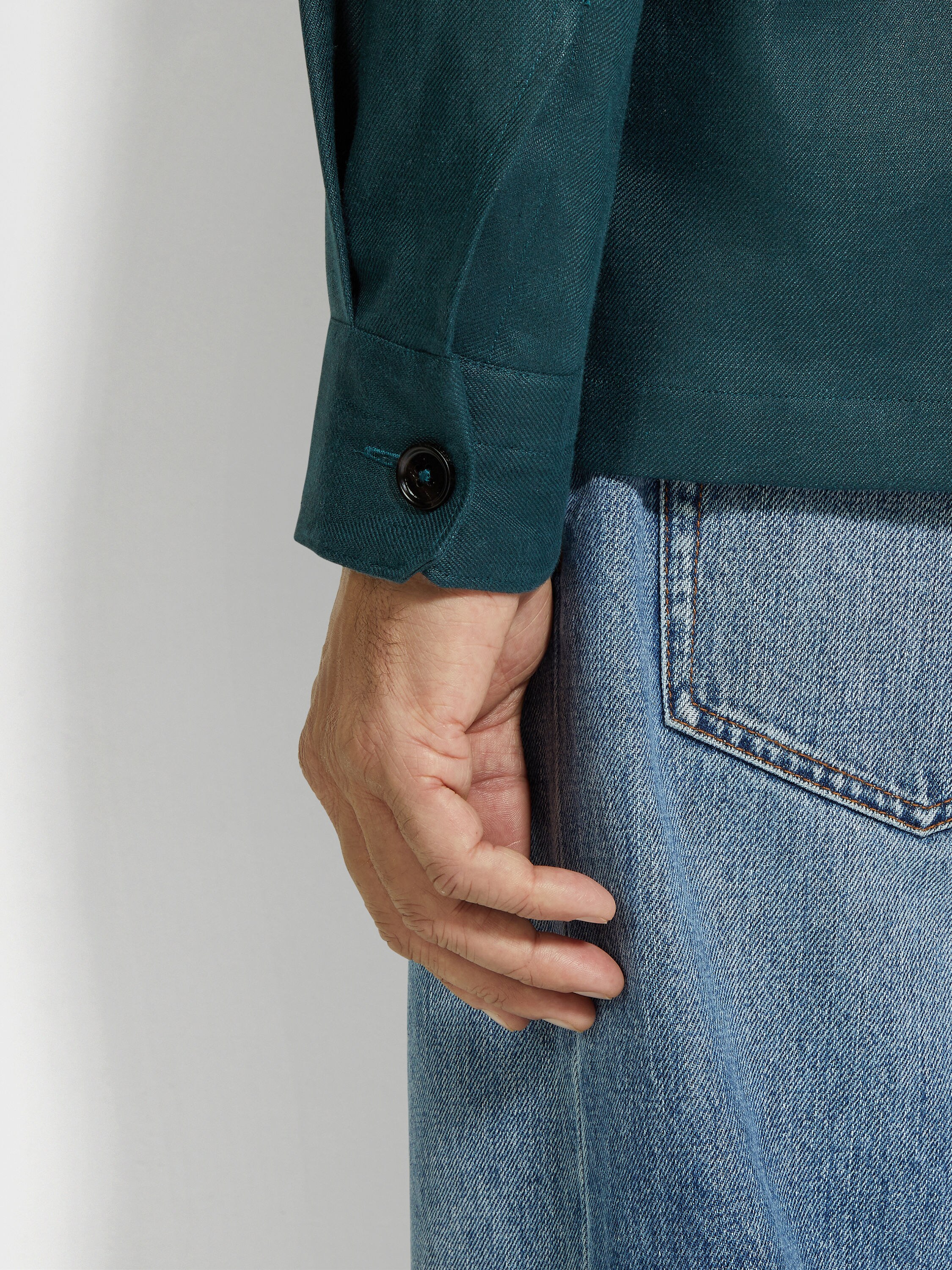 Oasi Lino Overshirt Product detail photo #2