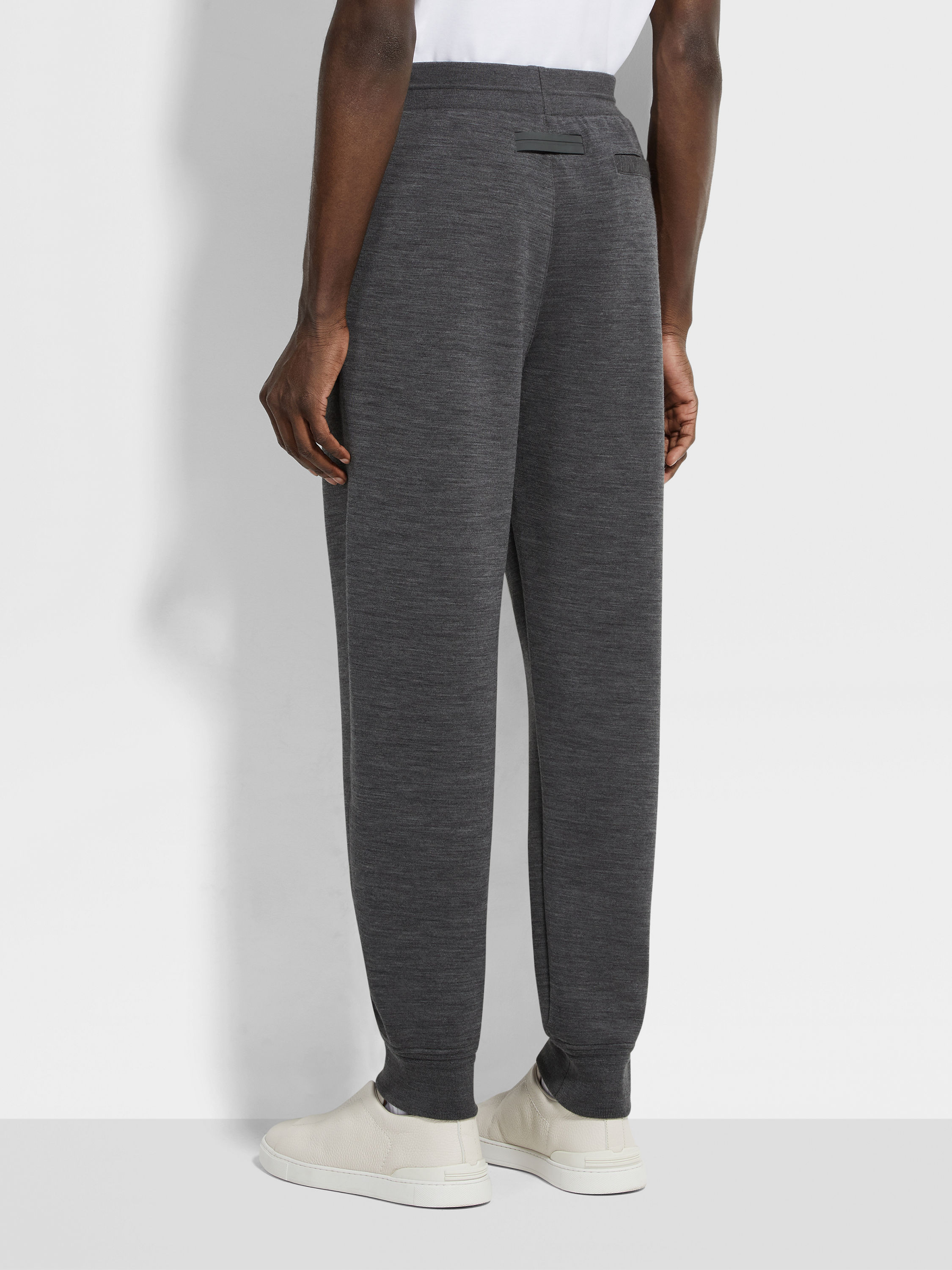 深麻灰色 High Performance™ 羊毛混纺慢跑裤 产品细节图 #5