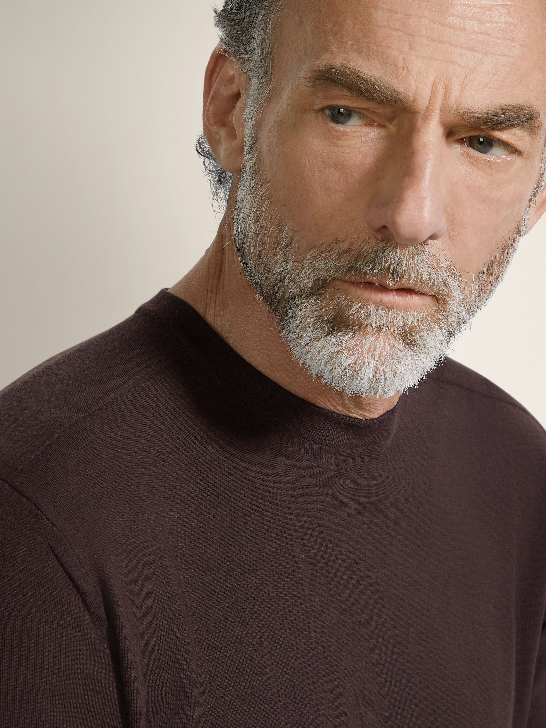 深棕色 Vellus Aureum 圆领针织衫 产品细节图 #1