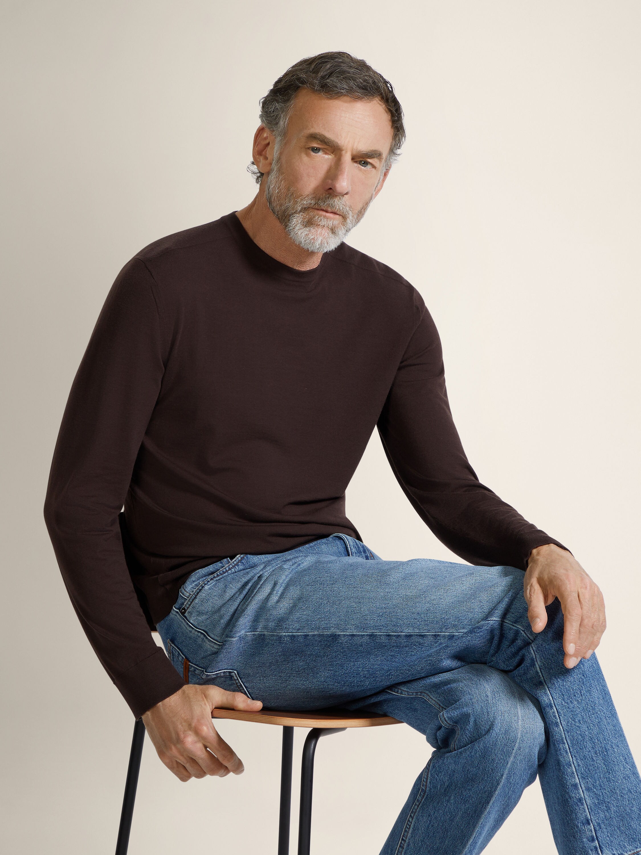 深棕色 Vellus Aureum 圆领针织衫 产品细节图 #2