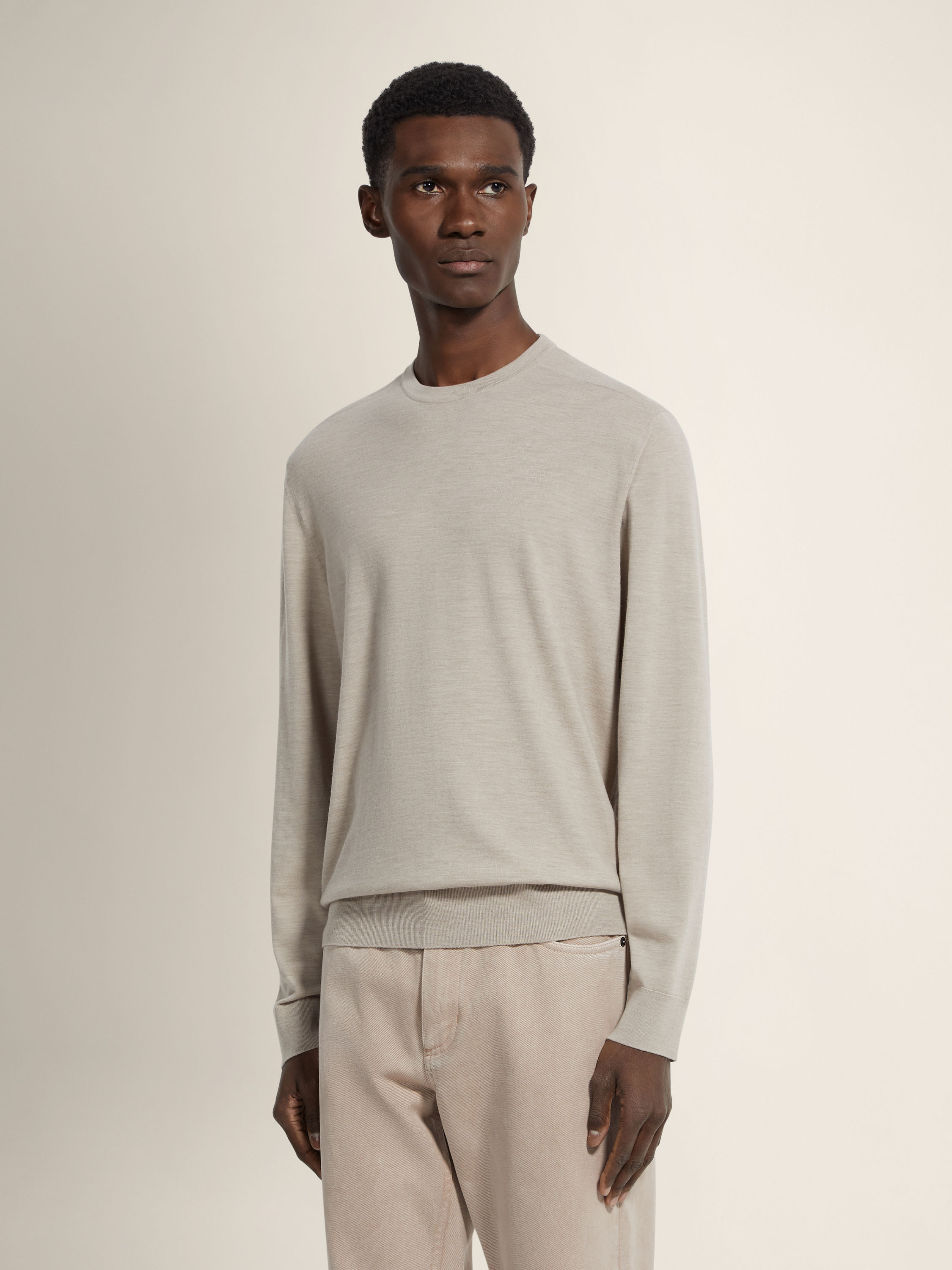 浅灰褐色 Vellus Aureum 圆领针织衫 产品细节图 #3