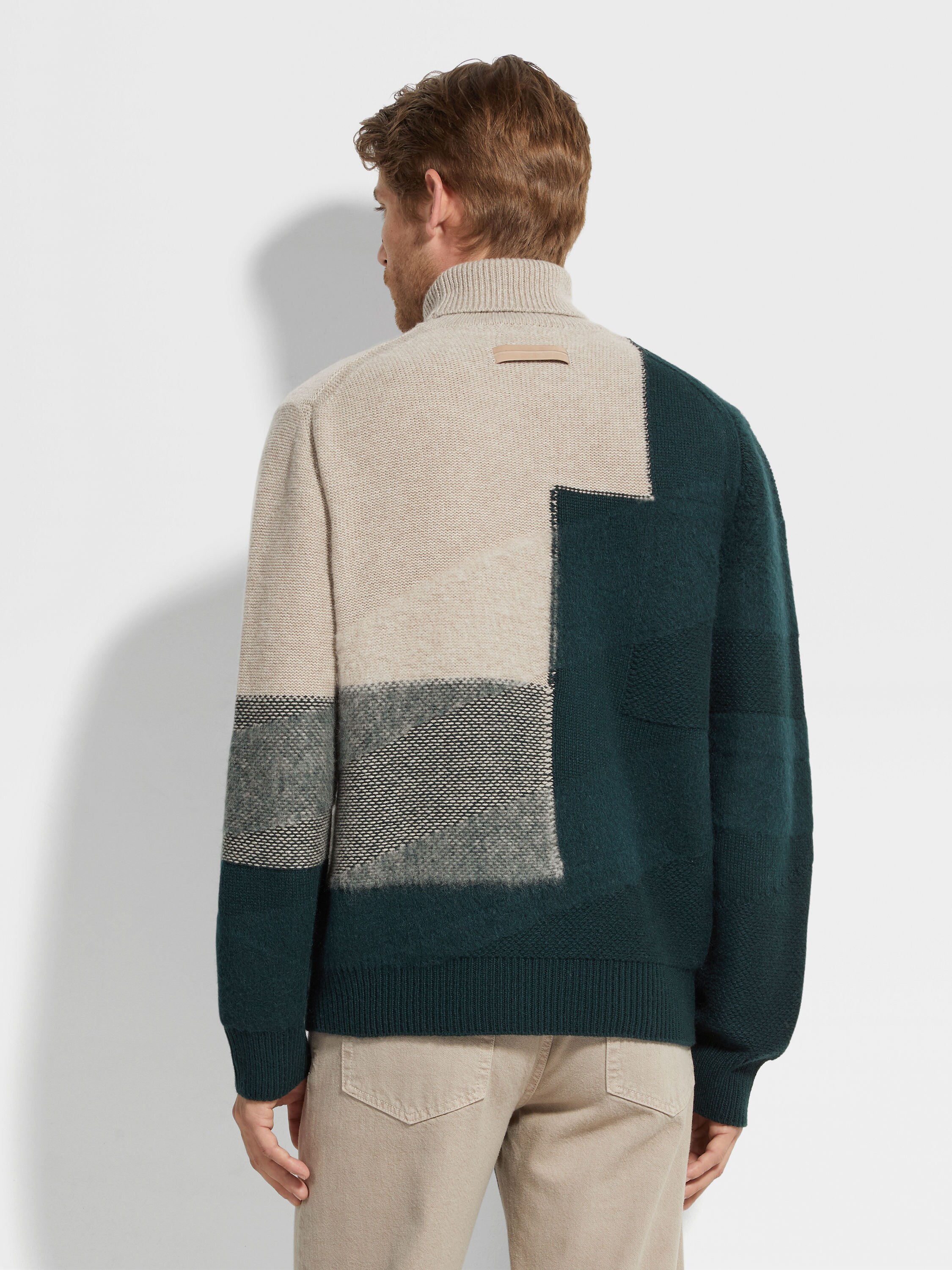 浅褐灰与深绿色羊绒马海毛高领毛衣 产品细节图 #4
