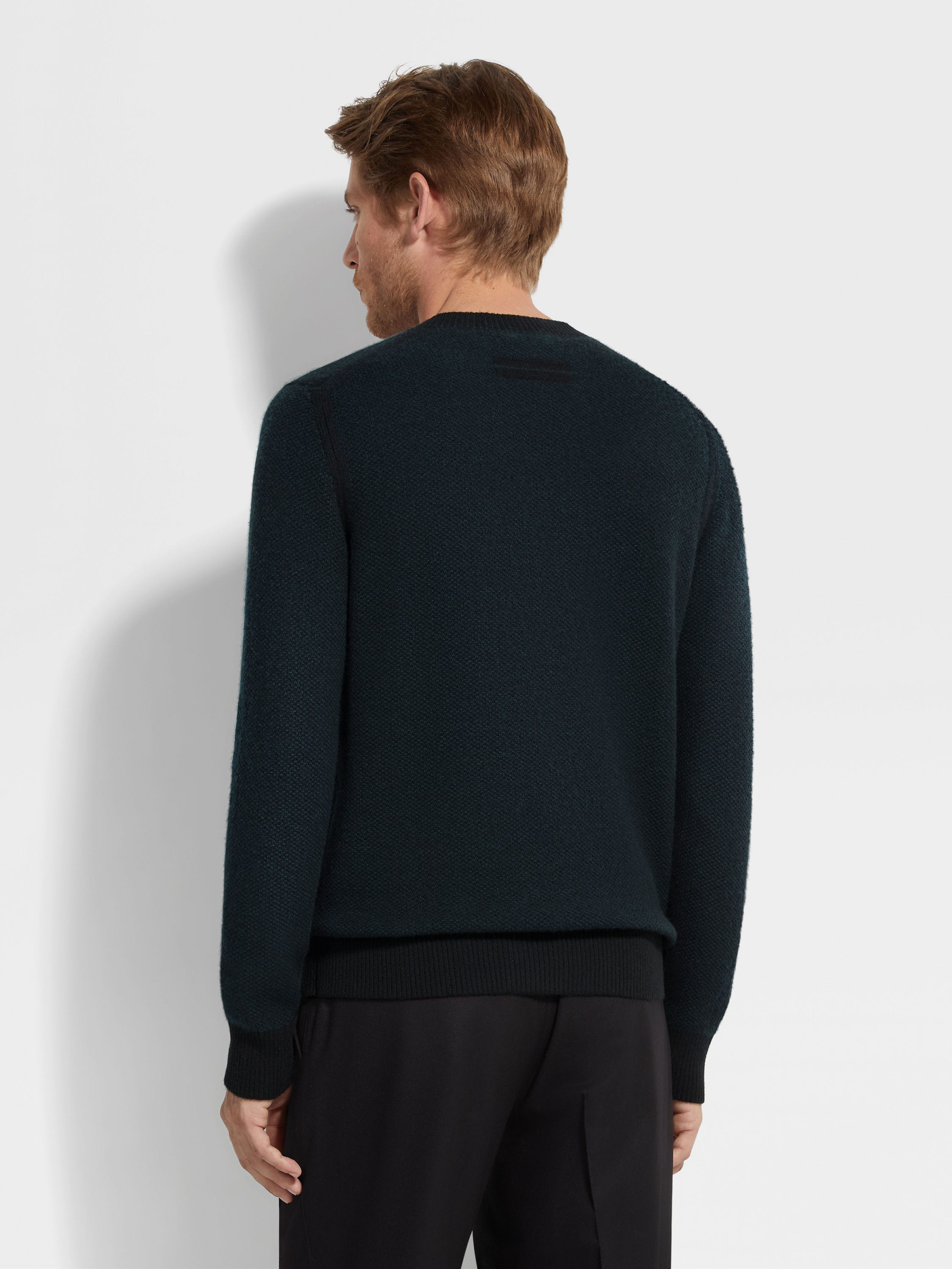 Dark Green Oasi Cashmere Crewneck Product detail photo #4