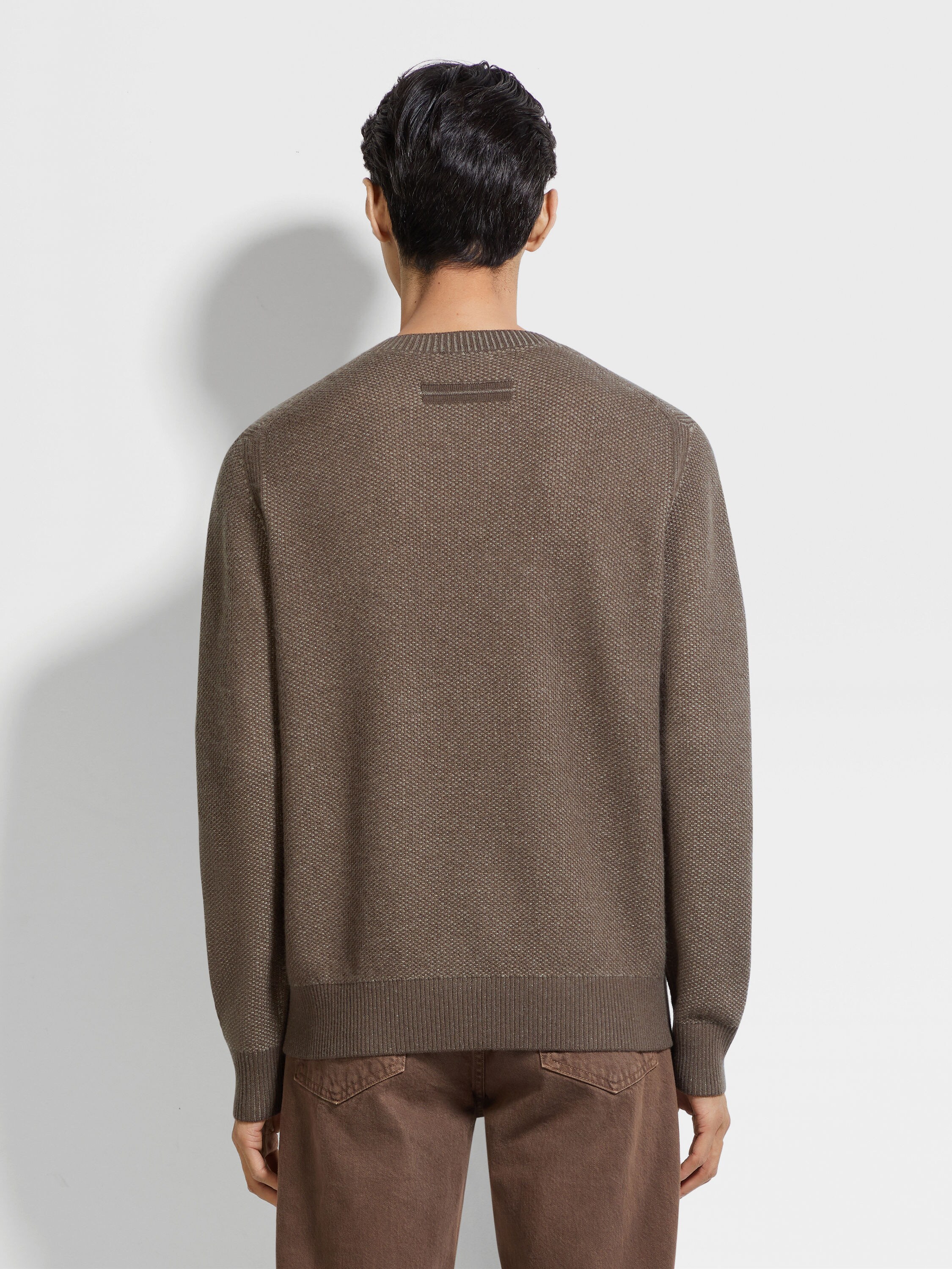 Brown Oasi Cashmere Crewneck Product detail photo #4