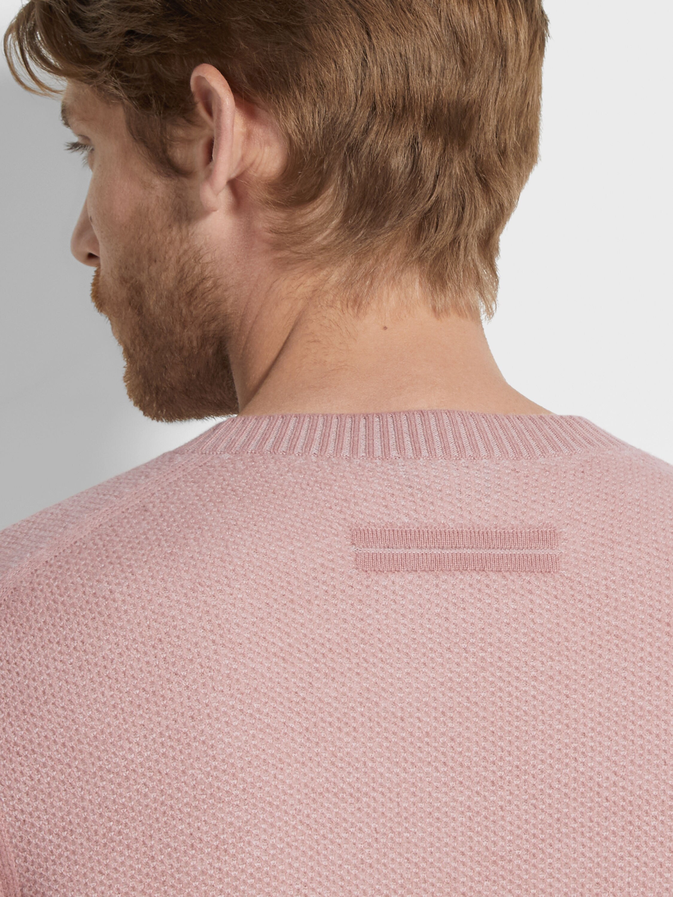 Dust Pink Oasi Cashmere Crewneck Product detail photo #1