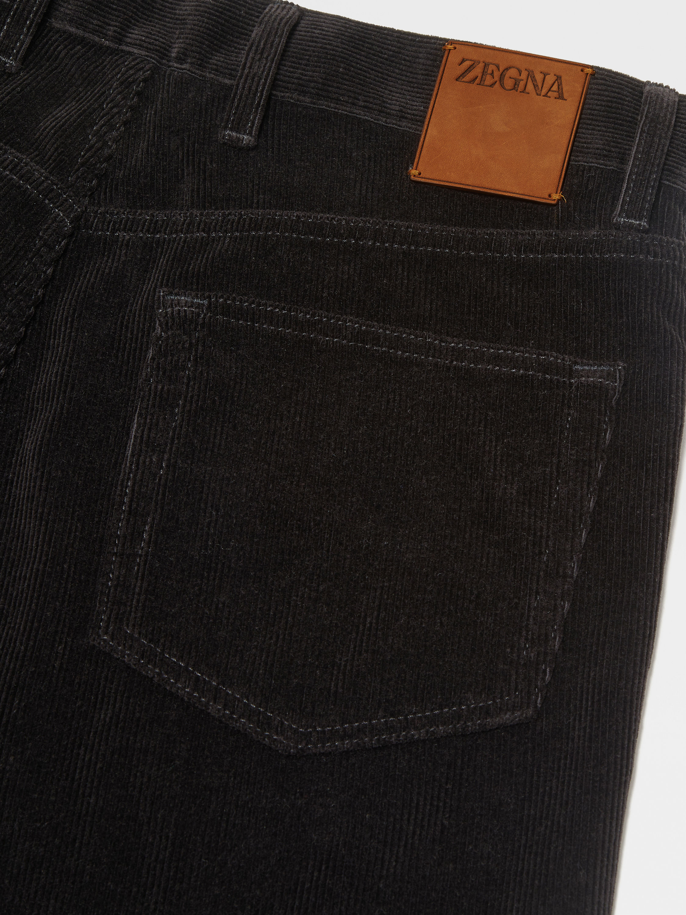 Black Cashco Roccia Jeans Product detail photo #2