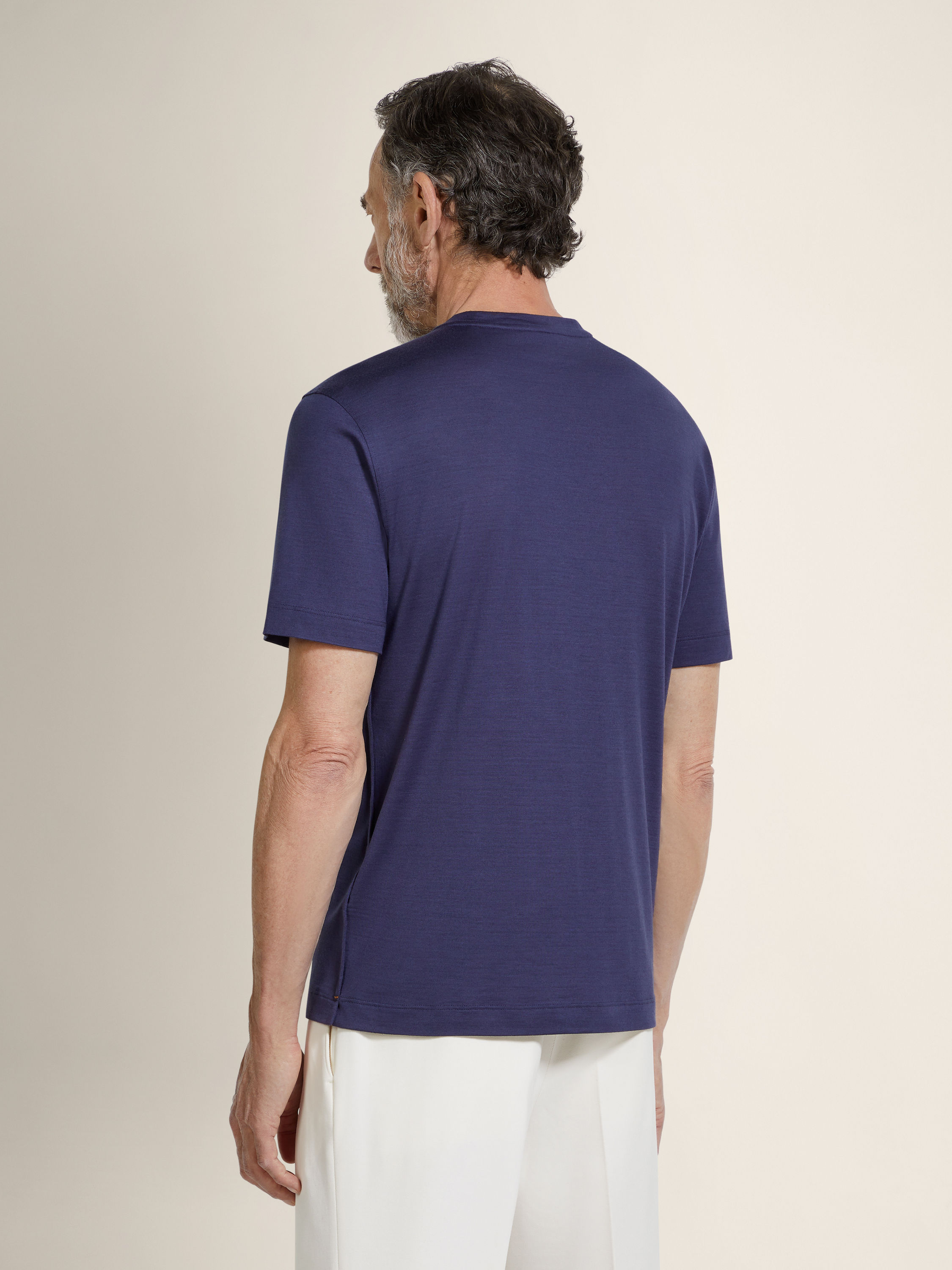 墨蓝色 Vellus Aureum T 恤 产品细节图 #4