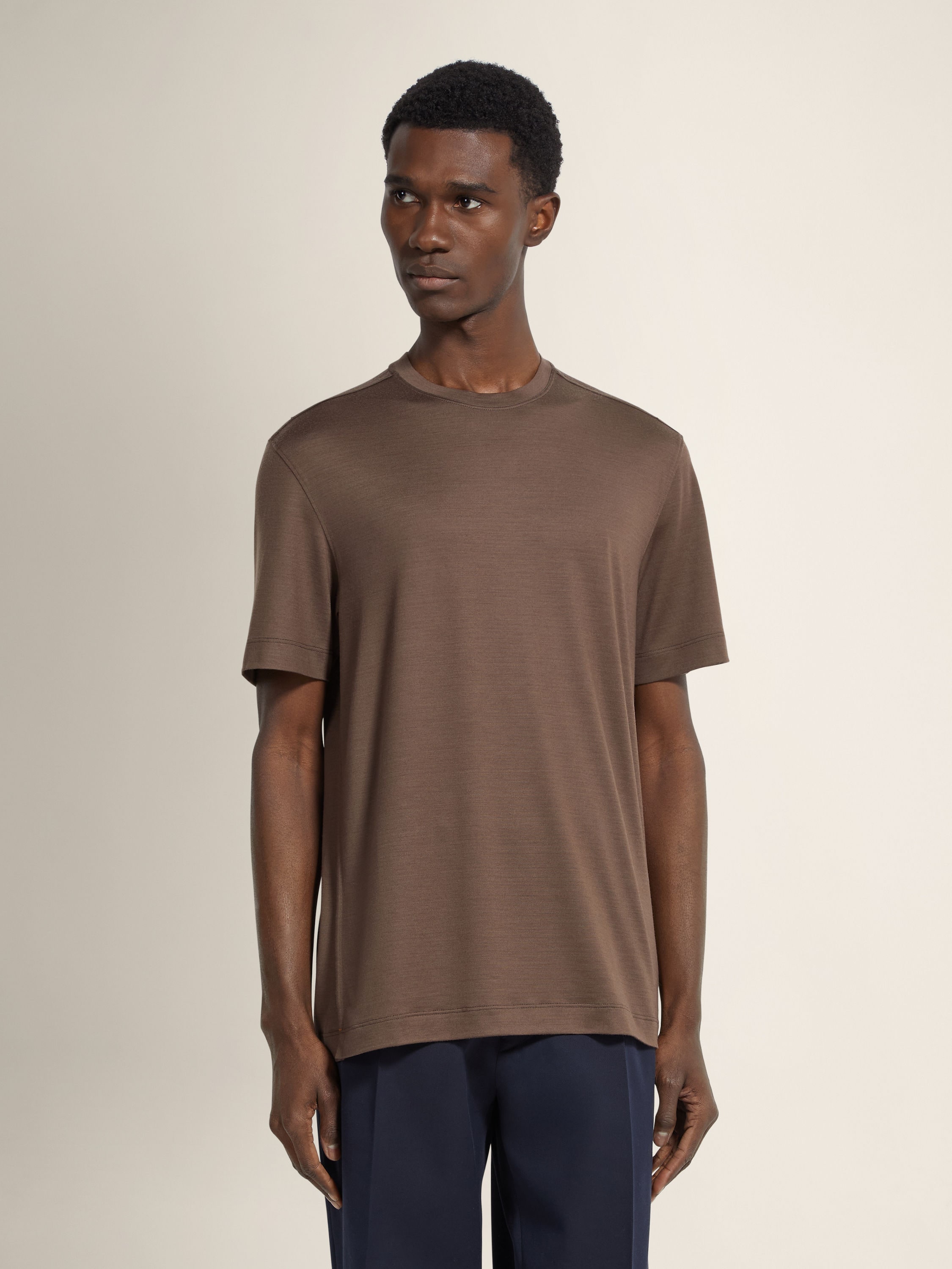 棕色 Vellus Aureum T 恤 产品细节图 #3