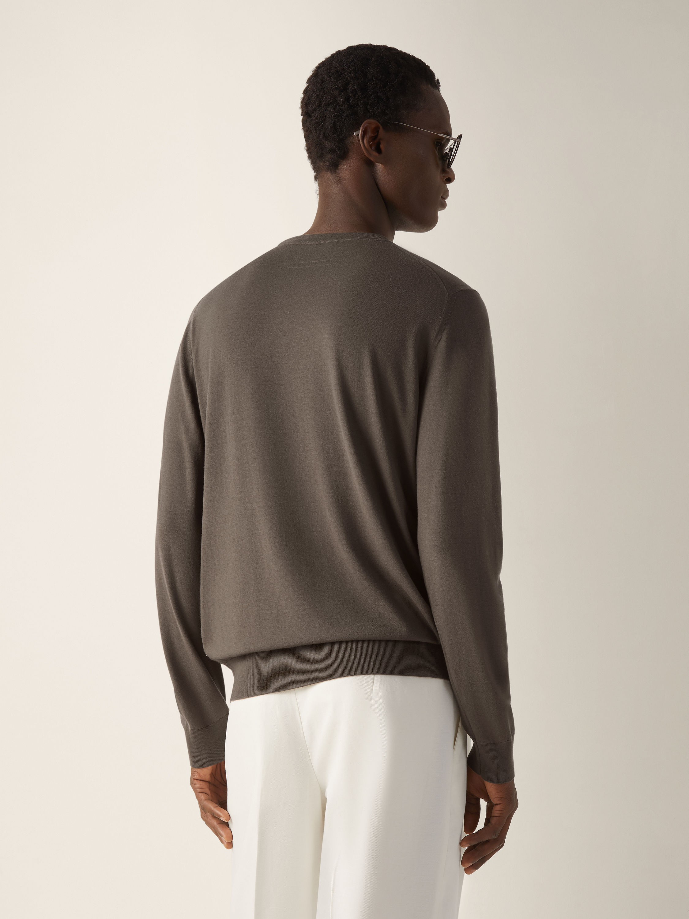 Dark Taupe Vellus Aureum Crewneck Product detail photo #5