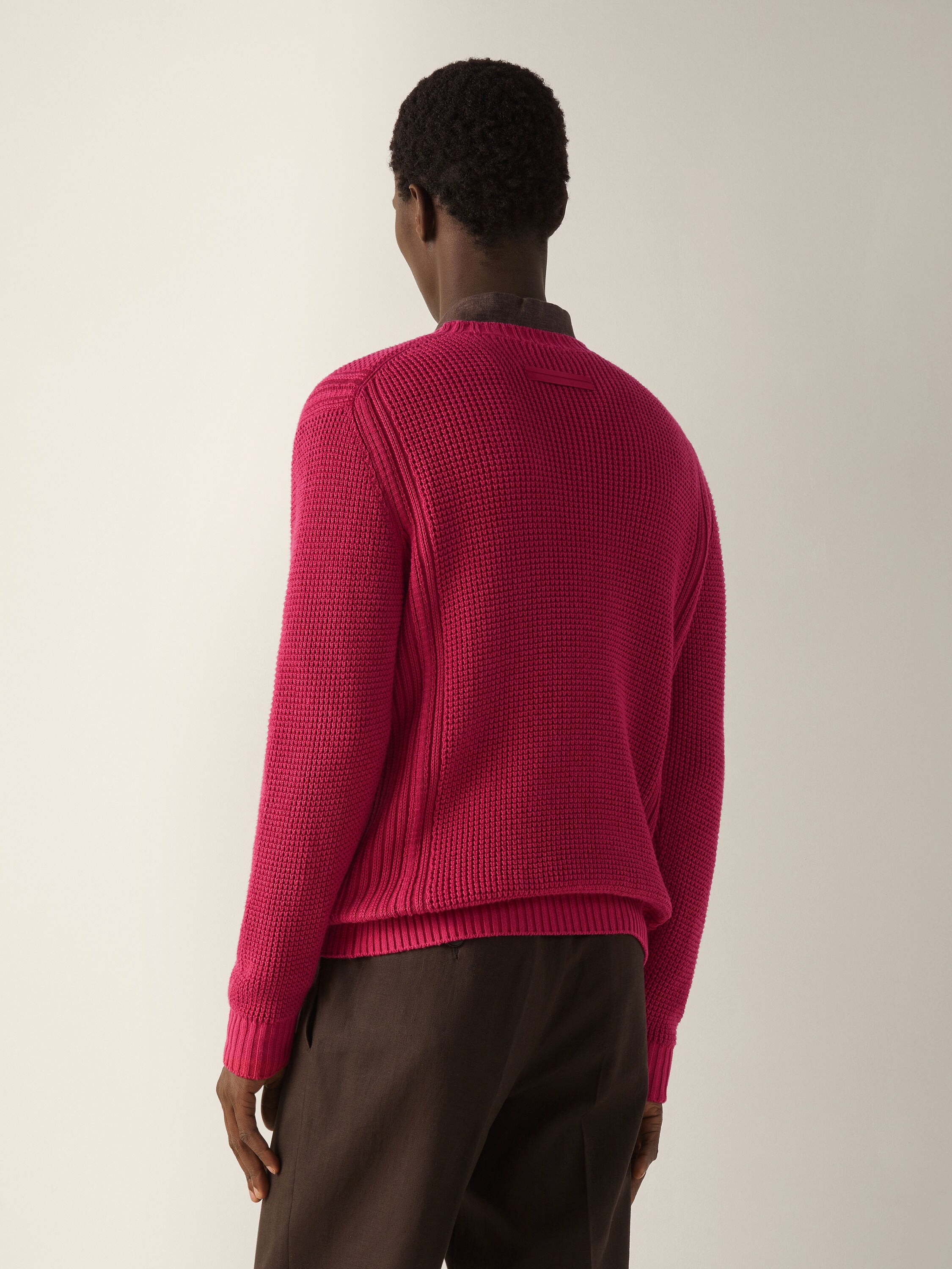 Dark Pink Cotton and Silk V-neck Product detail photo #5