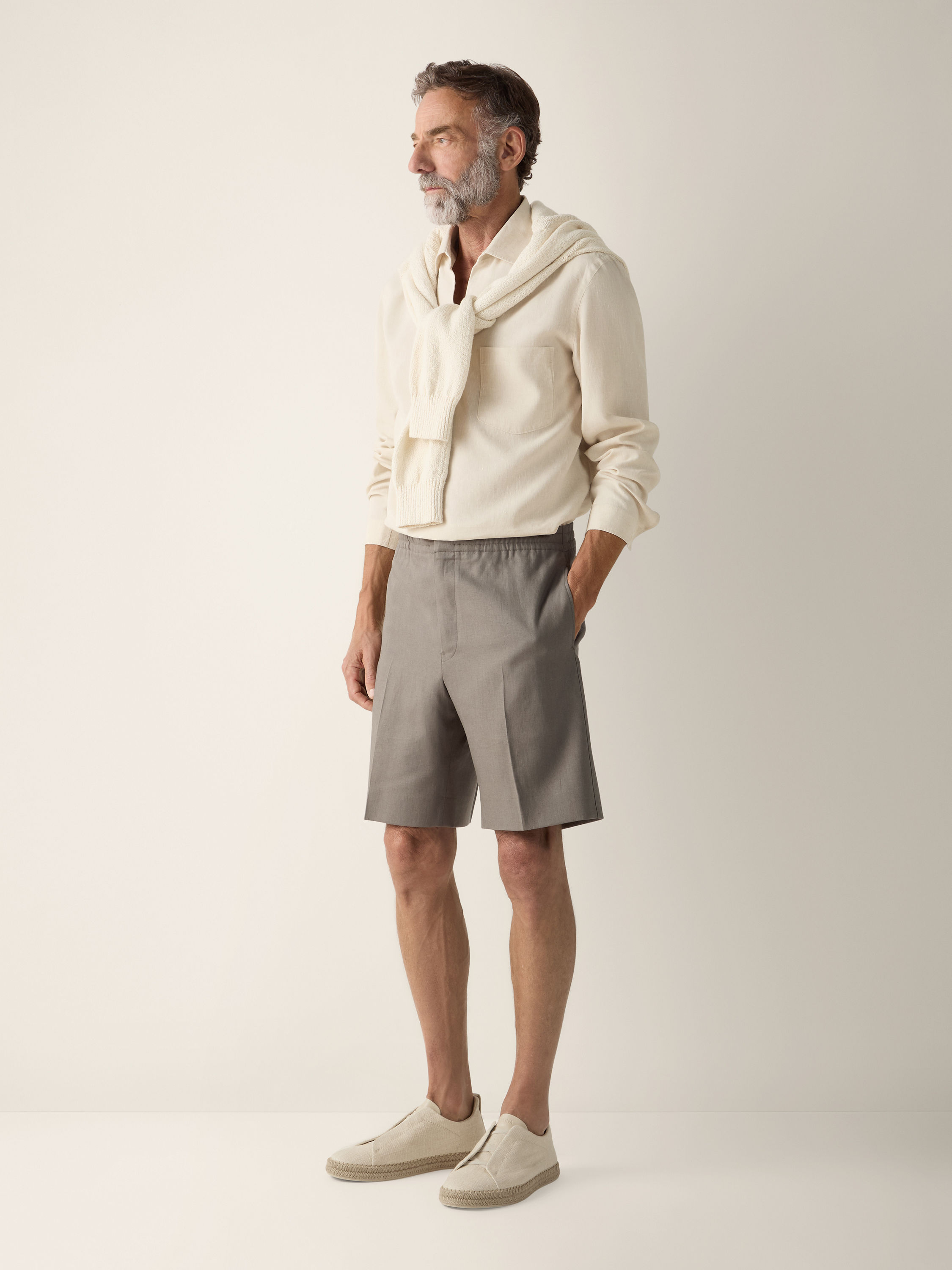 深灰褐色 Oasi Lino 短裤 产品细节图 #2