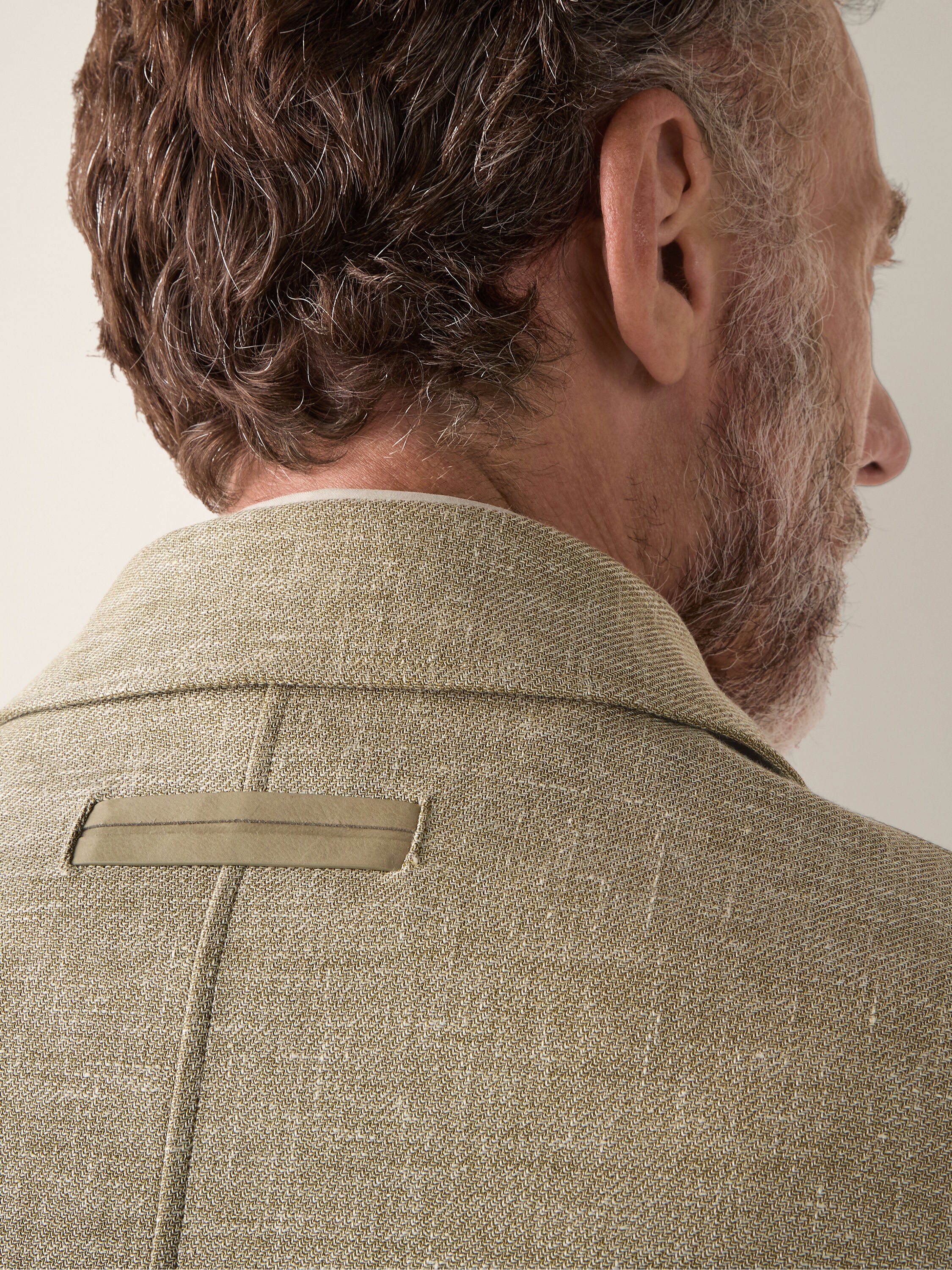 Crossover Linen Wool and Silk Blend Overshirt Product detail photo #2