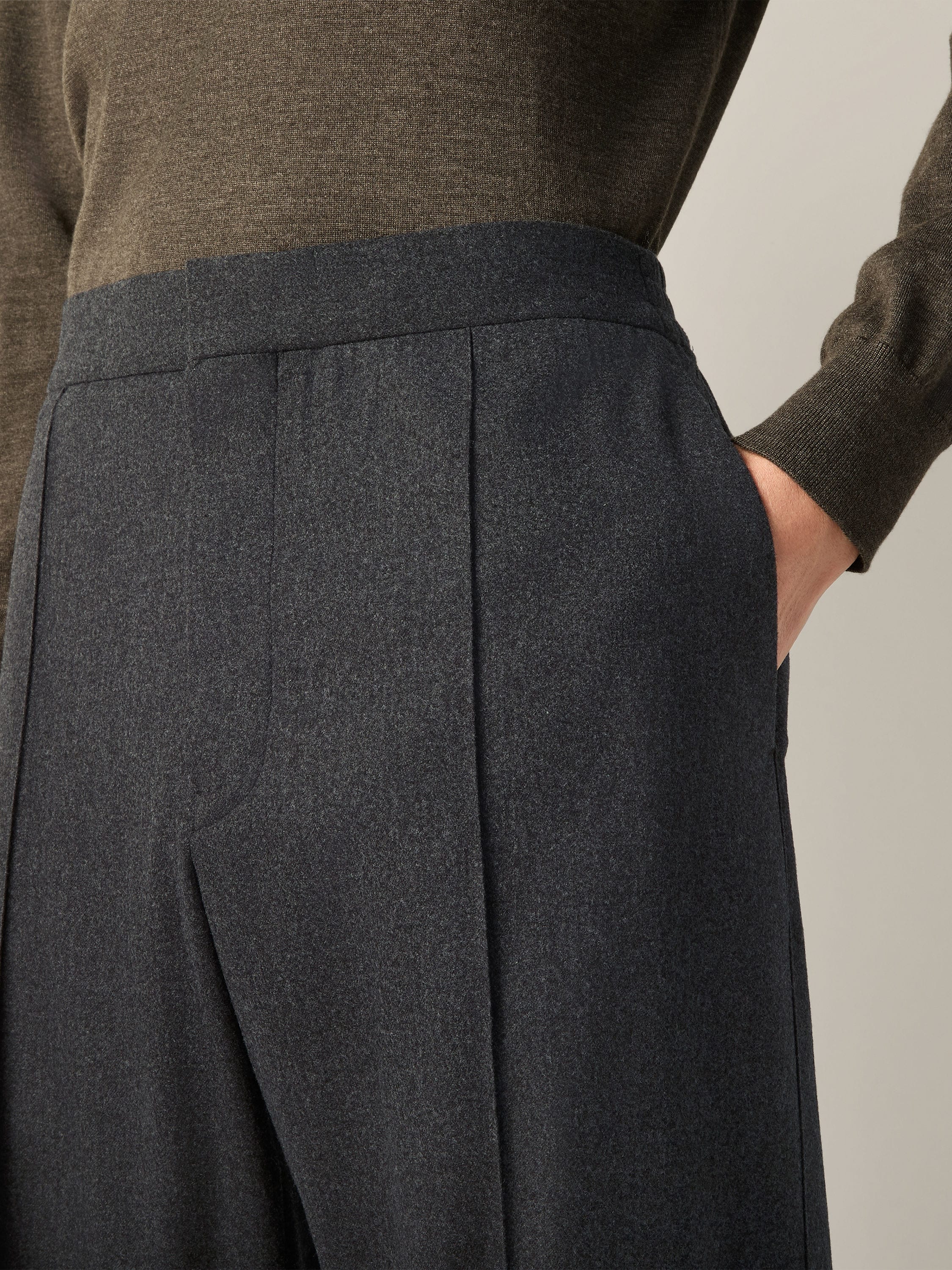 Dark Grey Mélange Wool Silk and Cashmere Pants Product detail photo #1