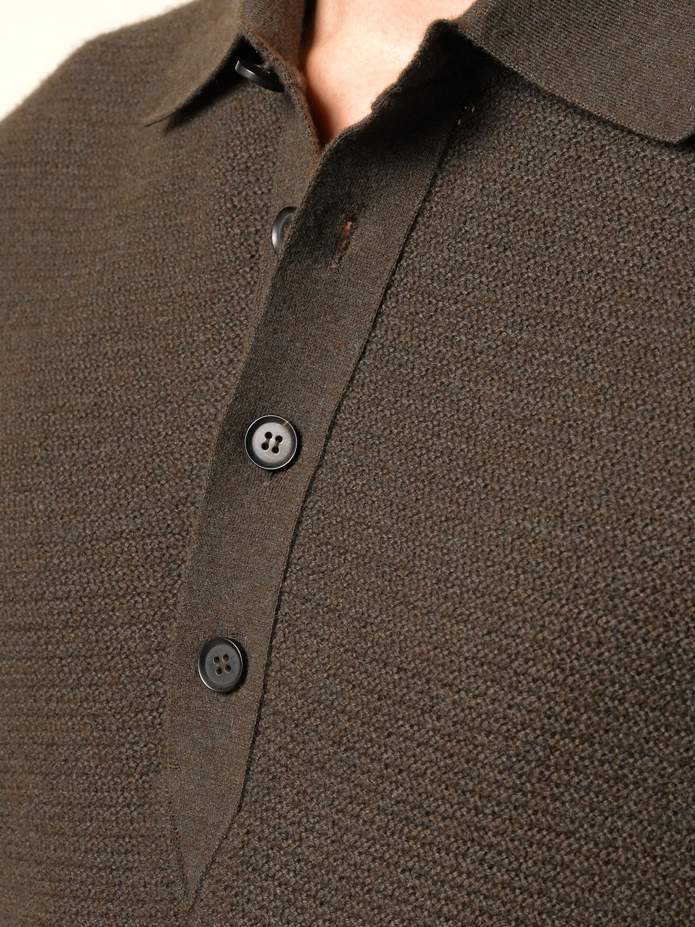 混深橄榄绿 Oasi Cashmere 绿洲羊绒 Polo 衫