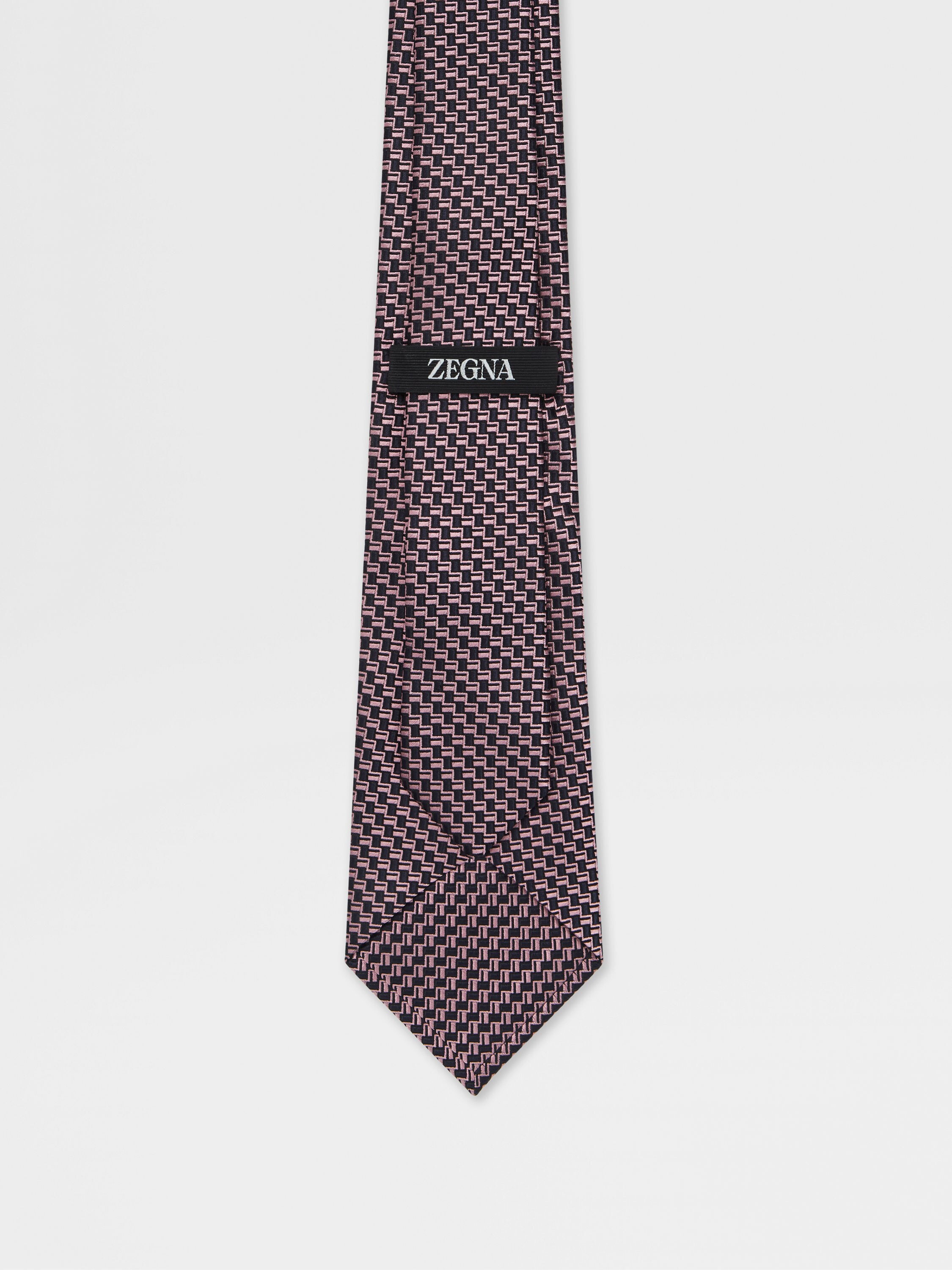 Light Pink Silk Tie Product detail photo #2