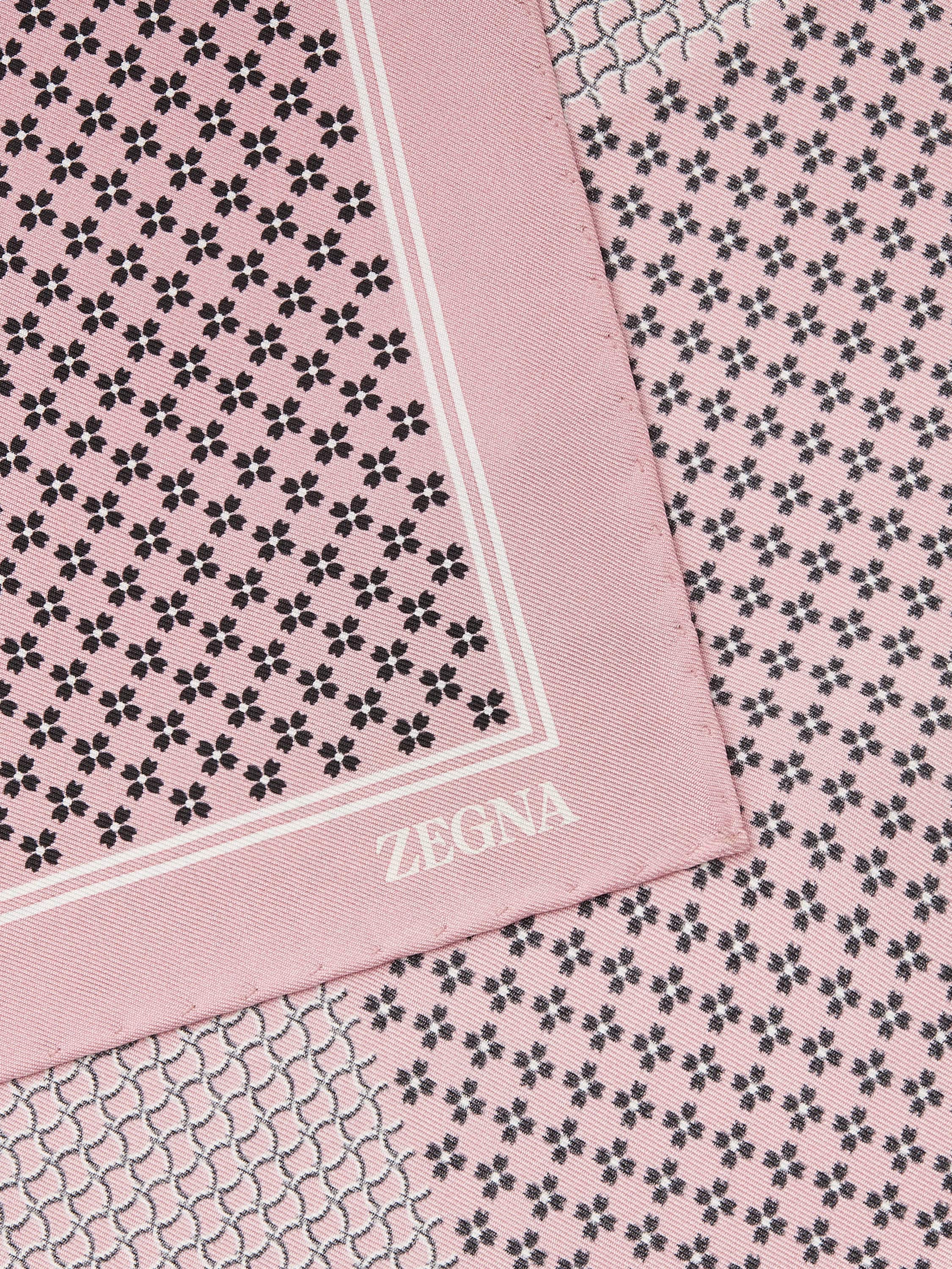 Light Pink Silk Pocket Square Product detail photo #1