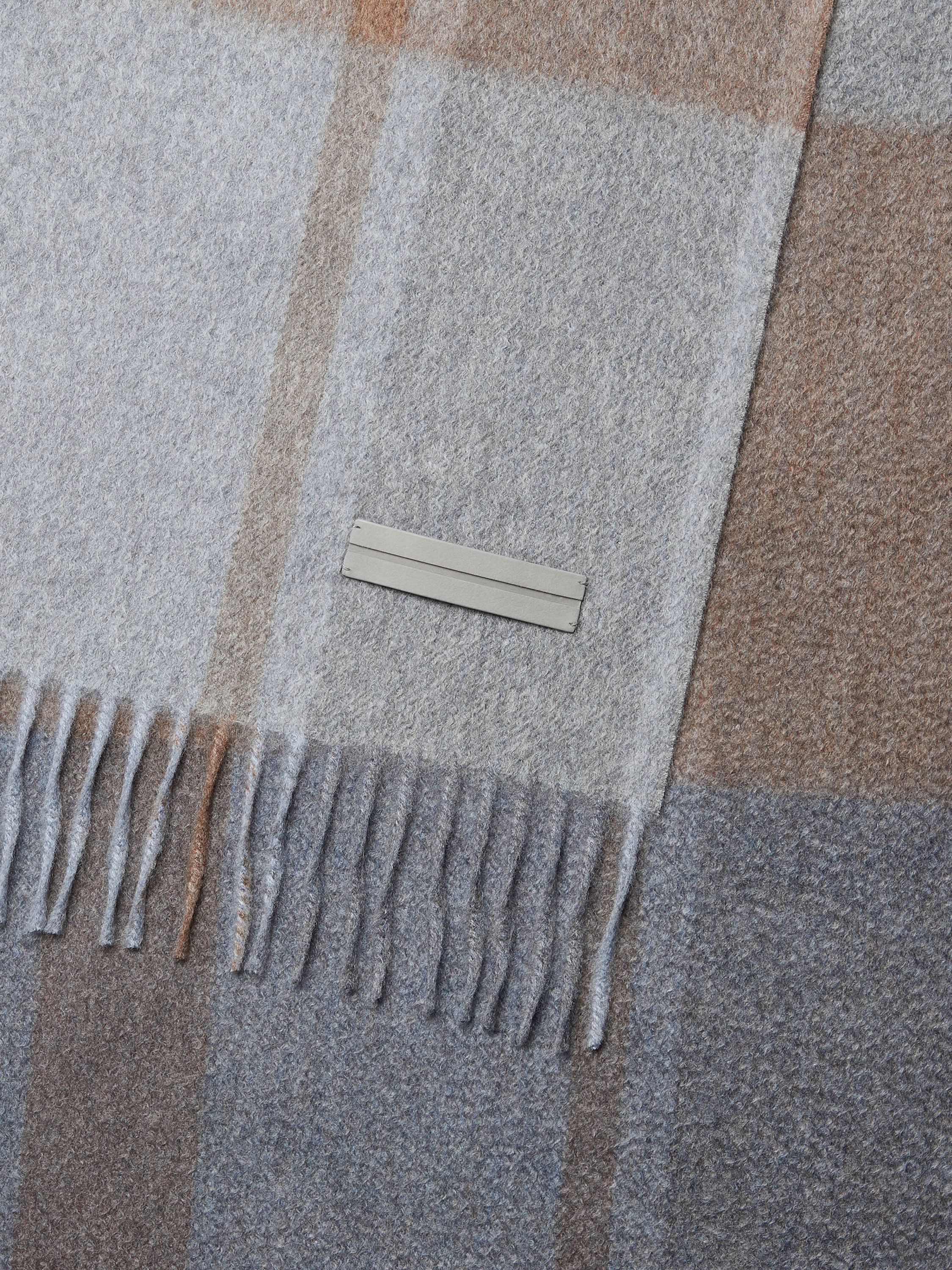 浅蓝色 Oasi Cashmere 绿洲羊绒围巾 产品细节图 #1