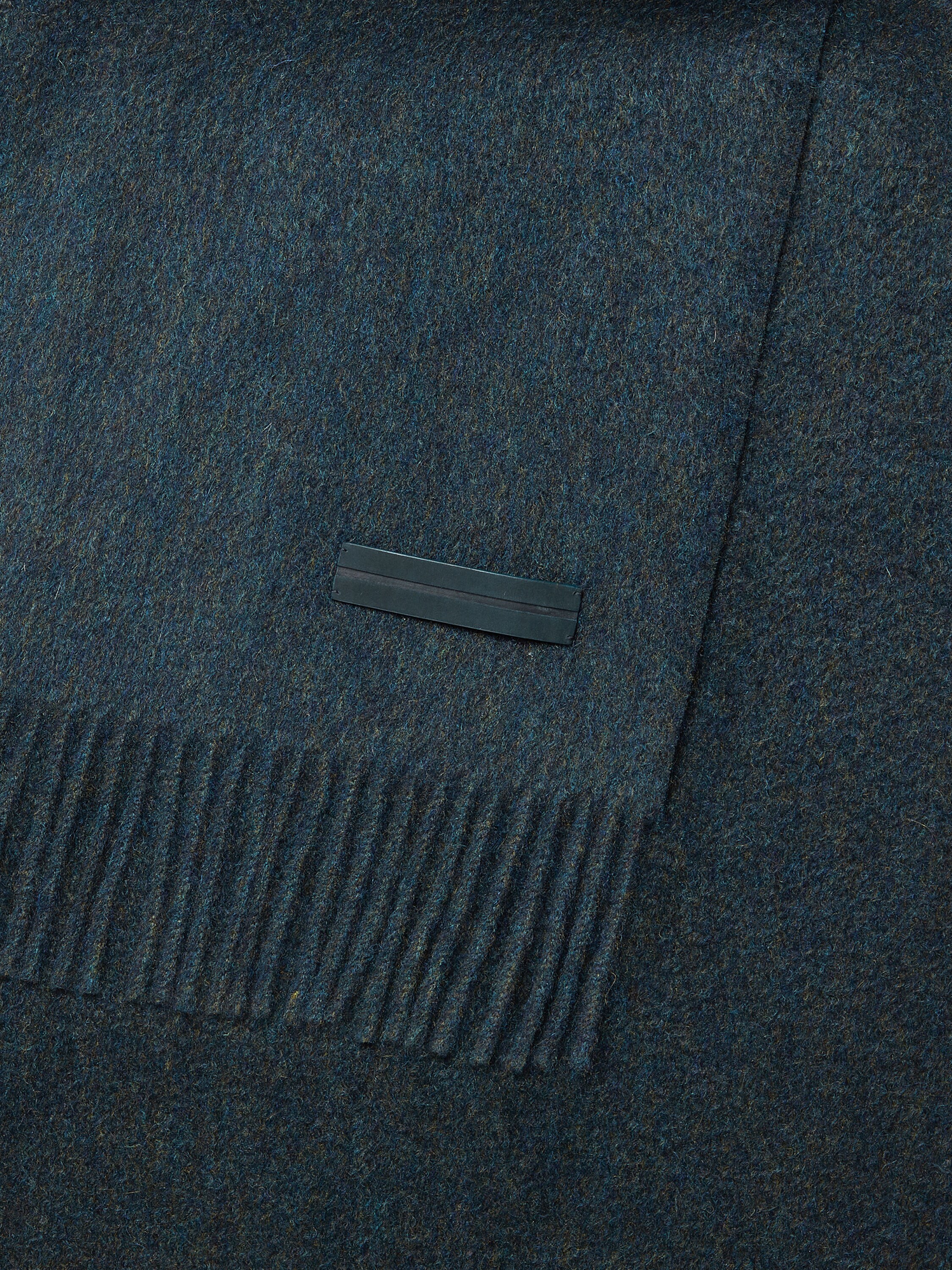 Dark Green Oasi Cashmere Scarf Product detail photo #1