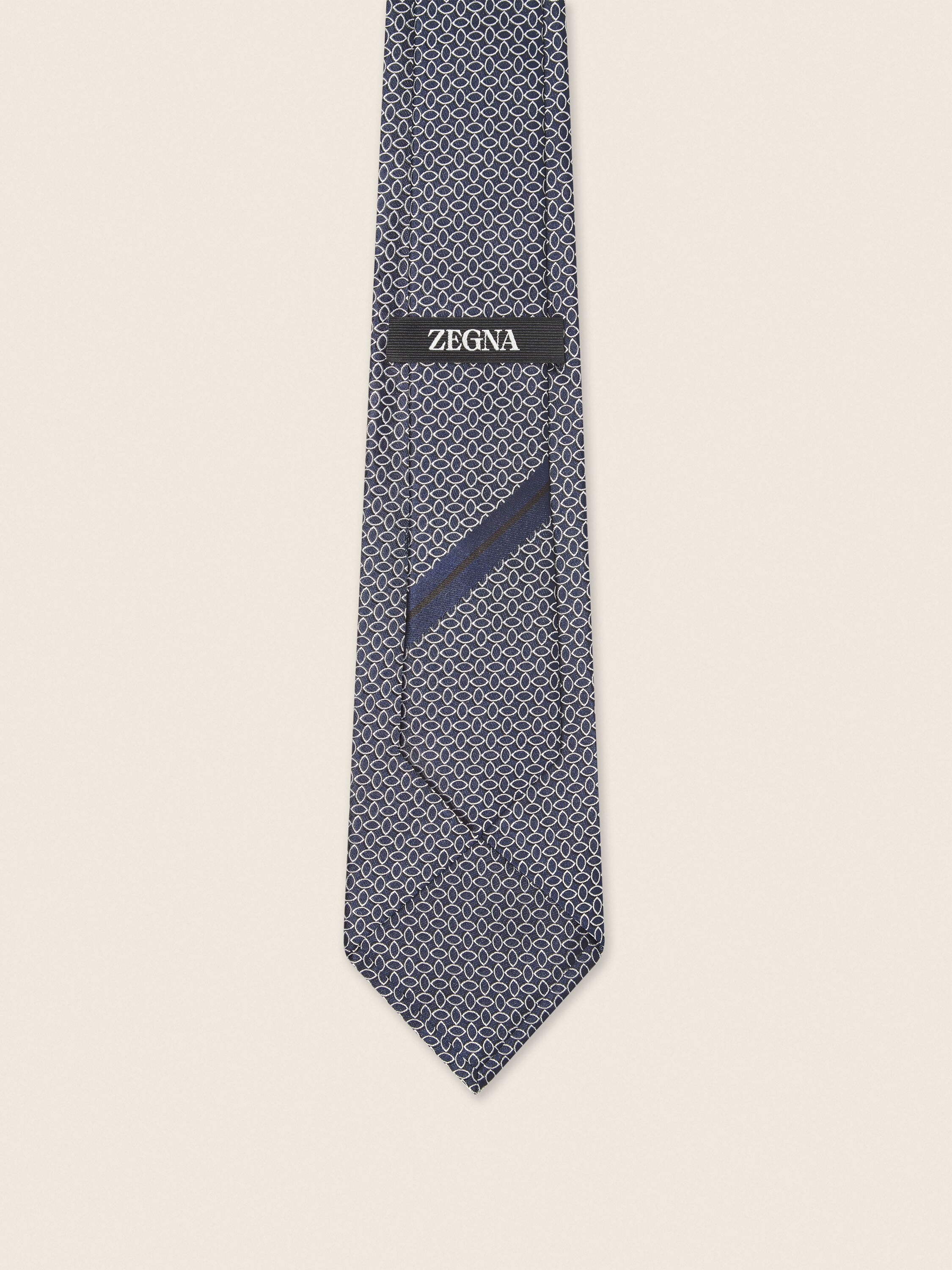 Navy Blue Silk Tie Product detail photo #2