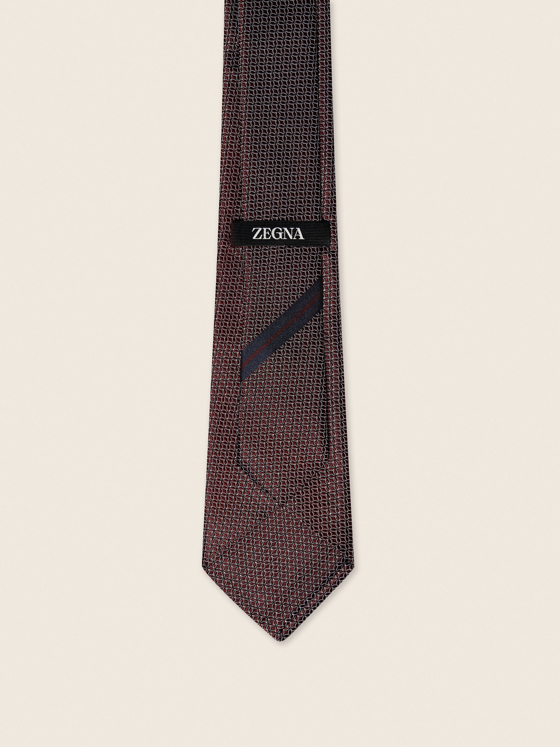 Dark Burgundy Silk Tie Product detail photo #2