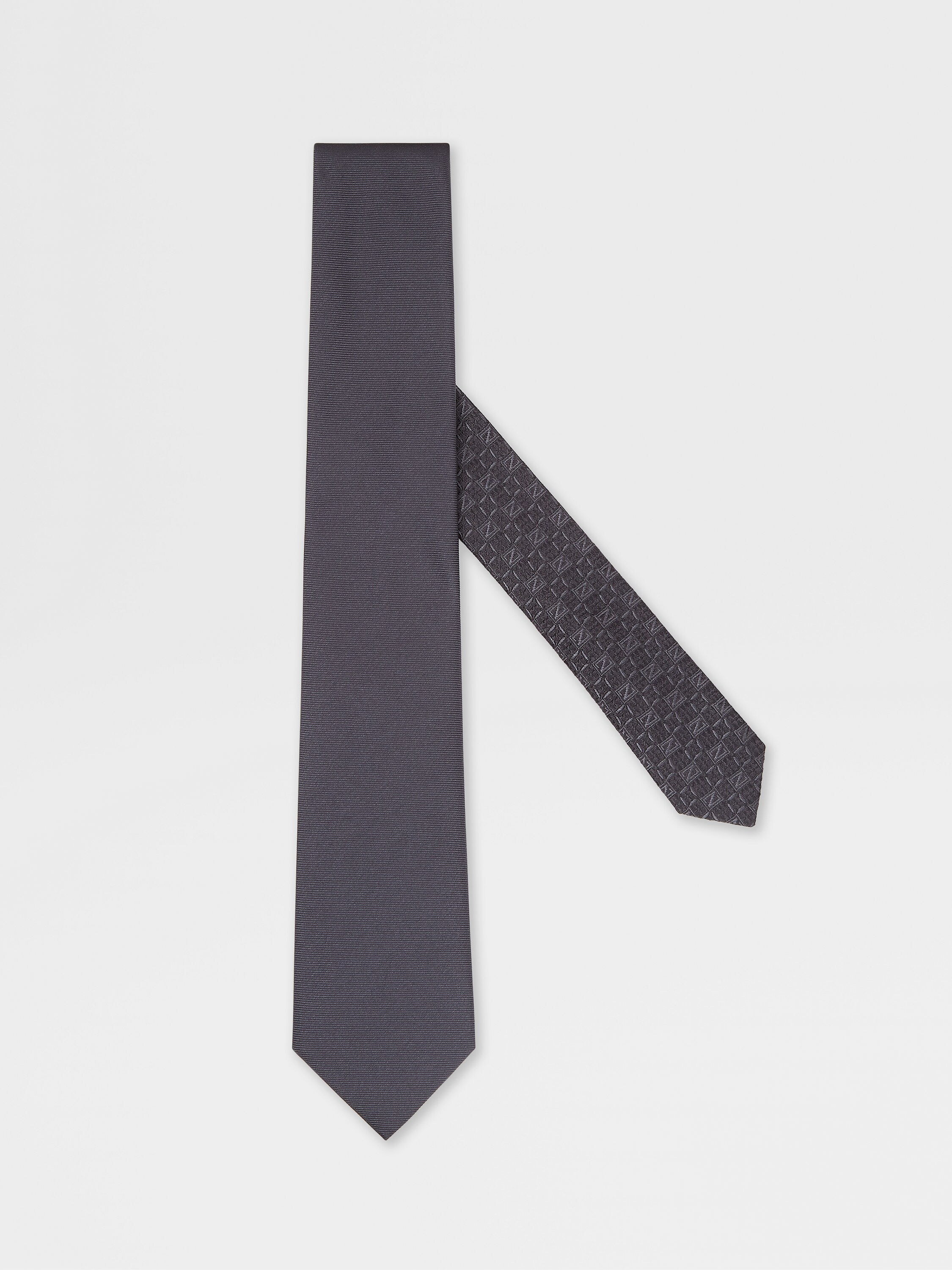 深灰色提花232号公路品牌标识桑蚕丝领带