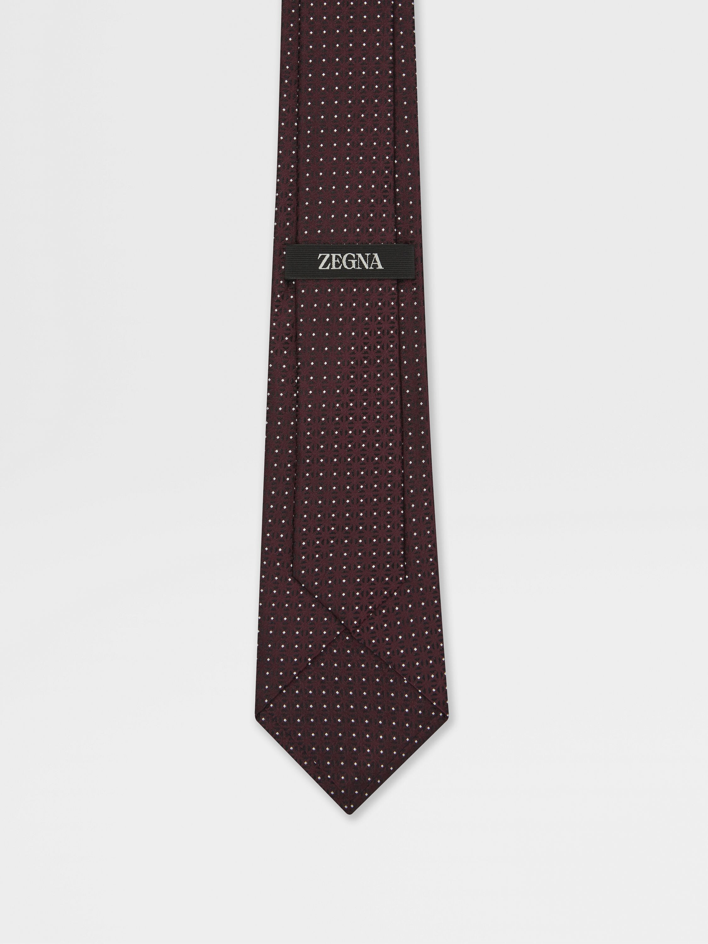 Burgundy Silk Tie Product detail photo #2