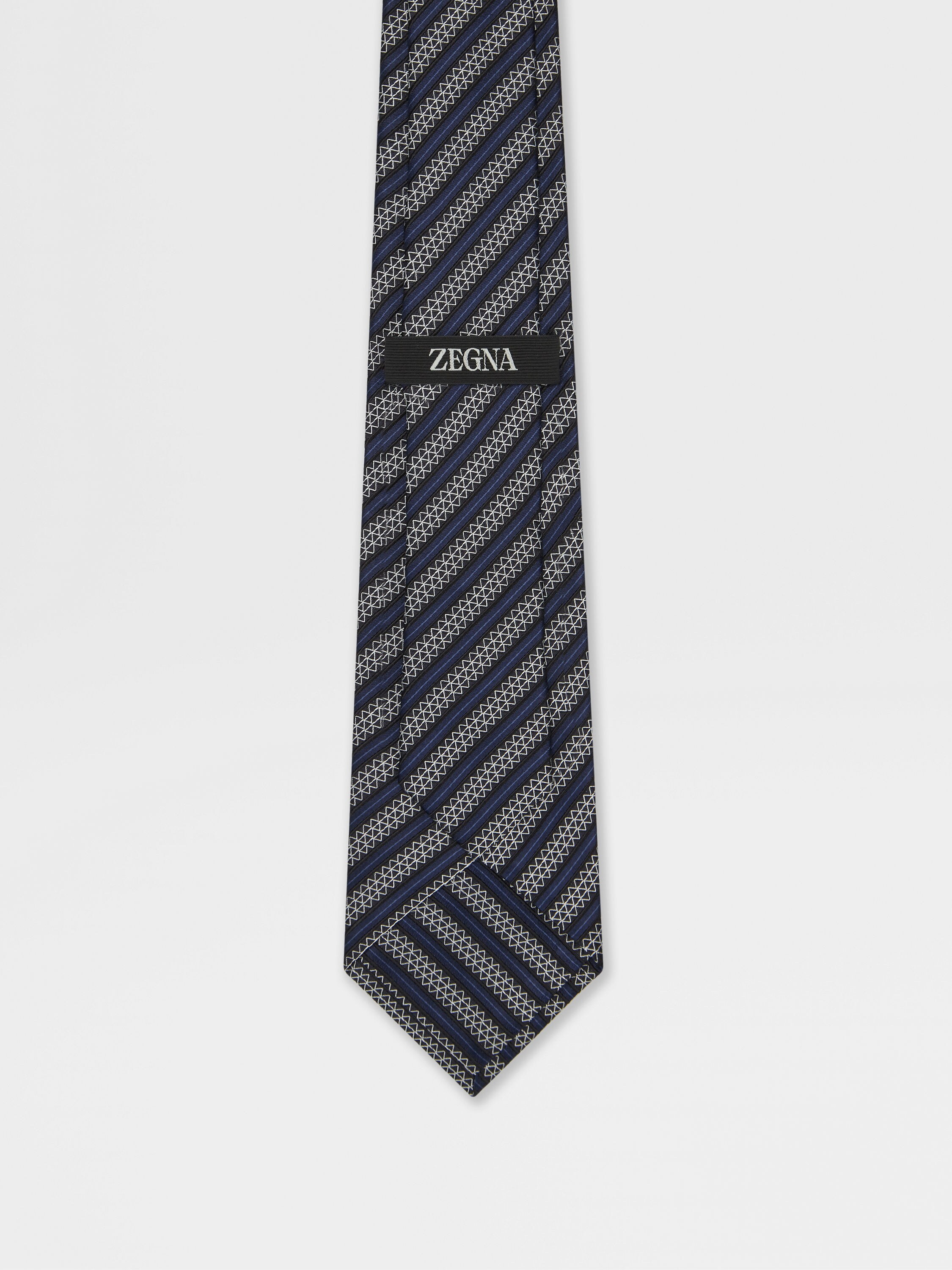 Dark Blue Silk and Cotton Tie Product detail photo #2