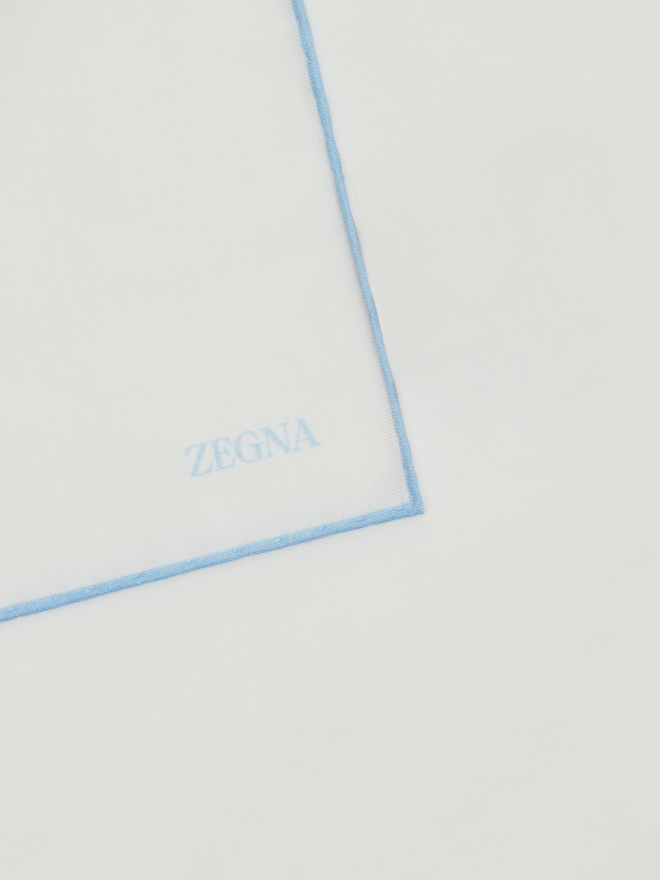 浅蓝色棉及桑蚕丝混纺口袋巾 产品细节图 #1